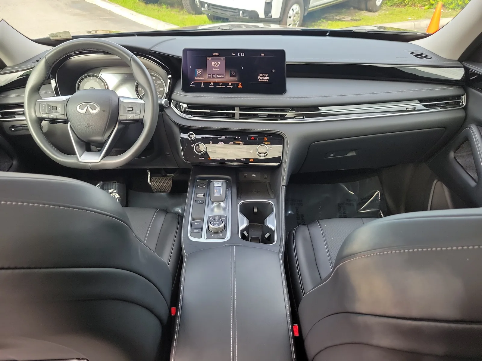 2025 INFINITI QX60 PURE photo 19