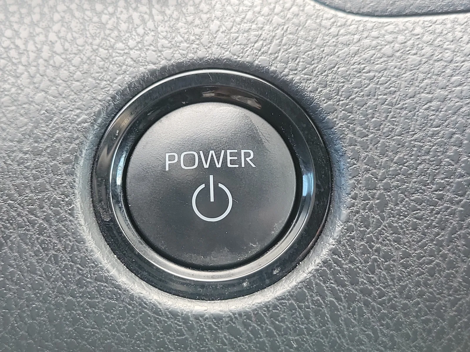 2025 Toyota Camry SE photo 22