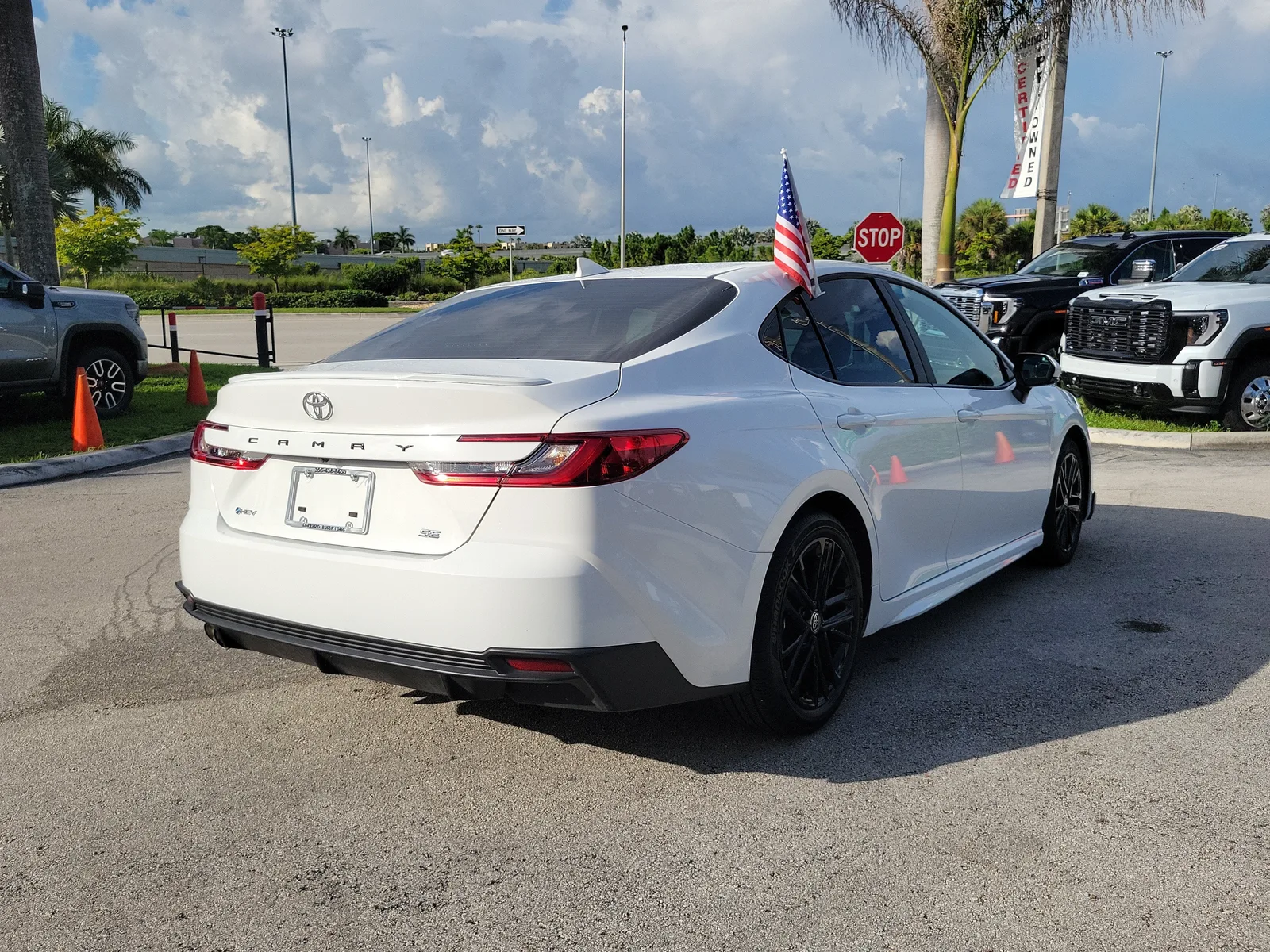 2026 Toyota Camry LE photo 6