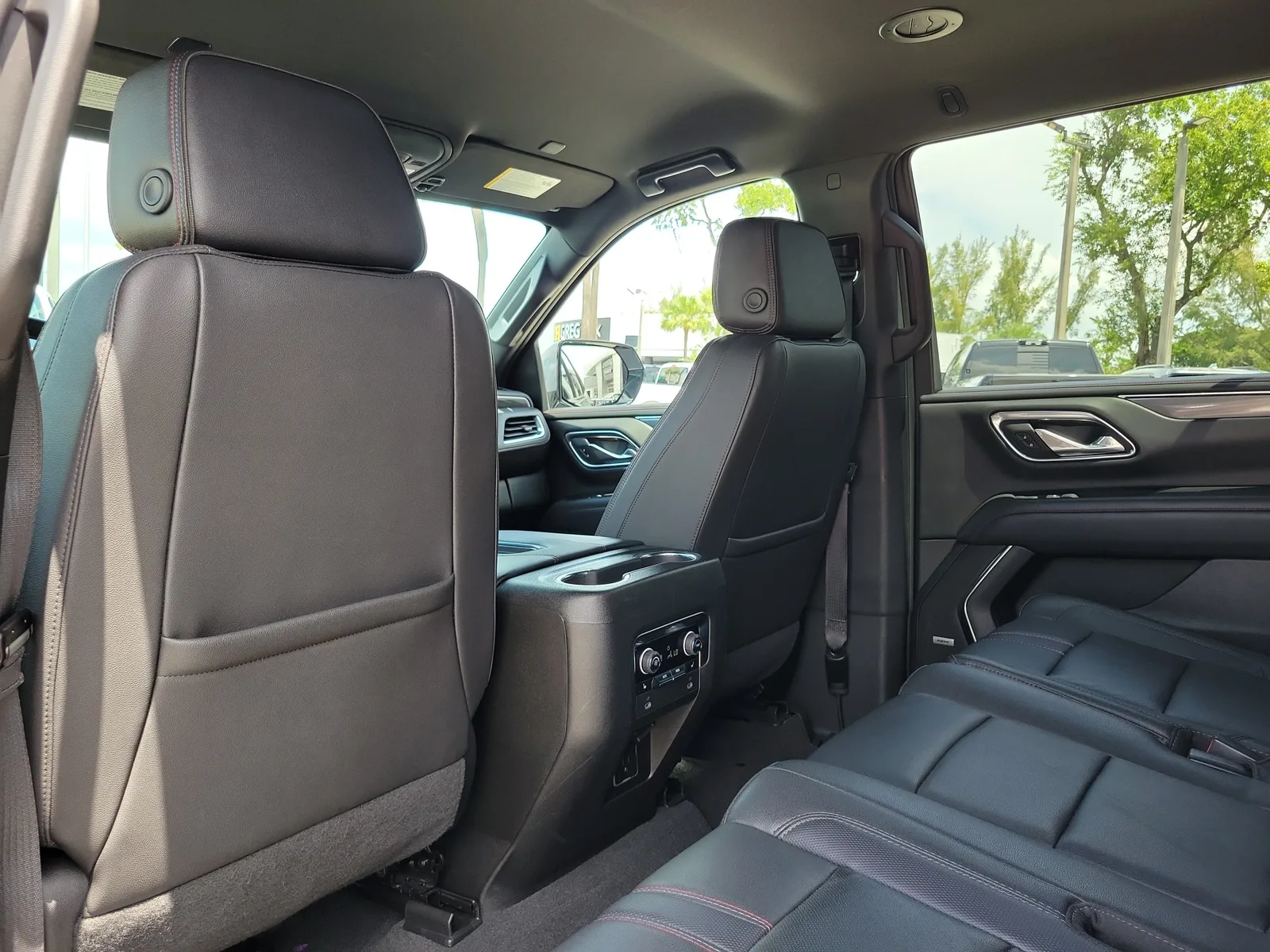 2023 Chevrolet Tahoe RST photo 18