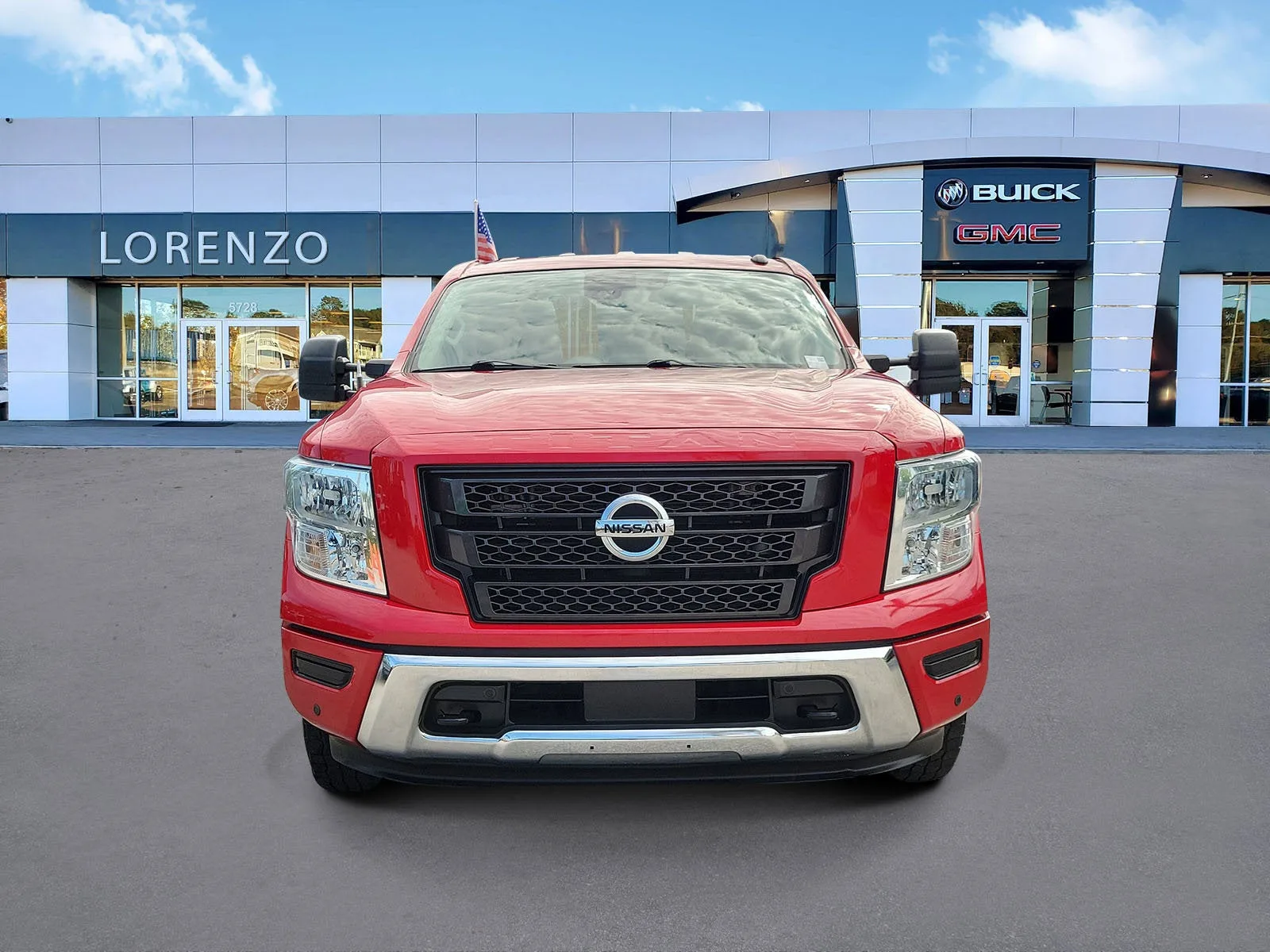 2021 Nissan Titan SV photo 2