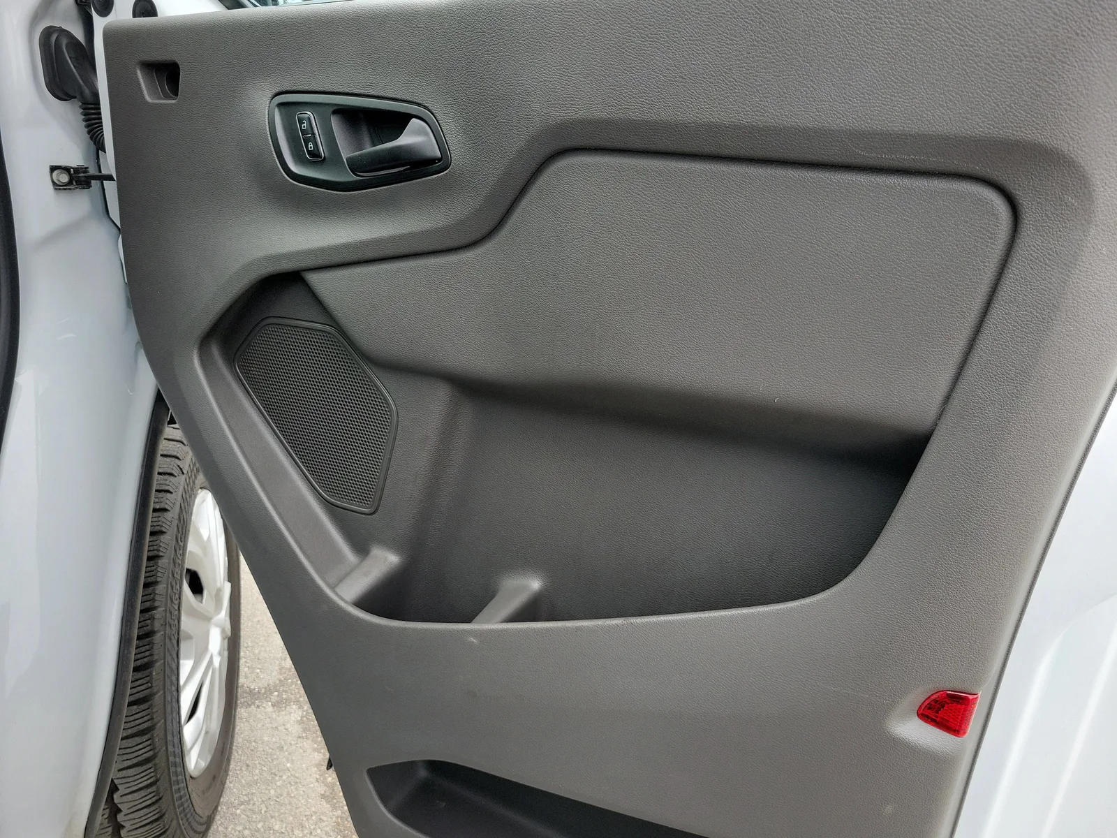 2025 Ford Transit Cargo Van Base photo 21
