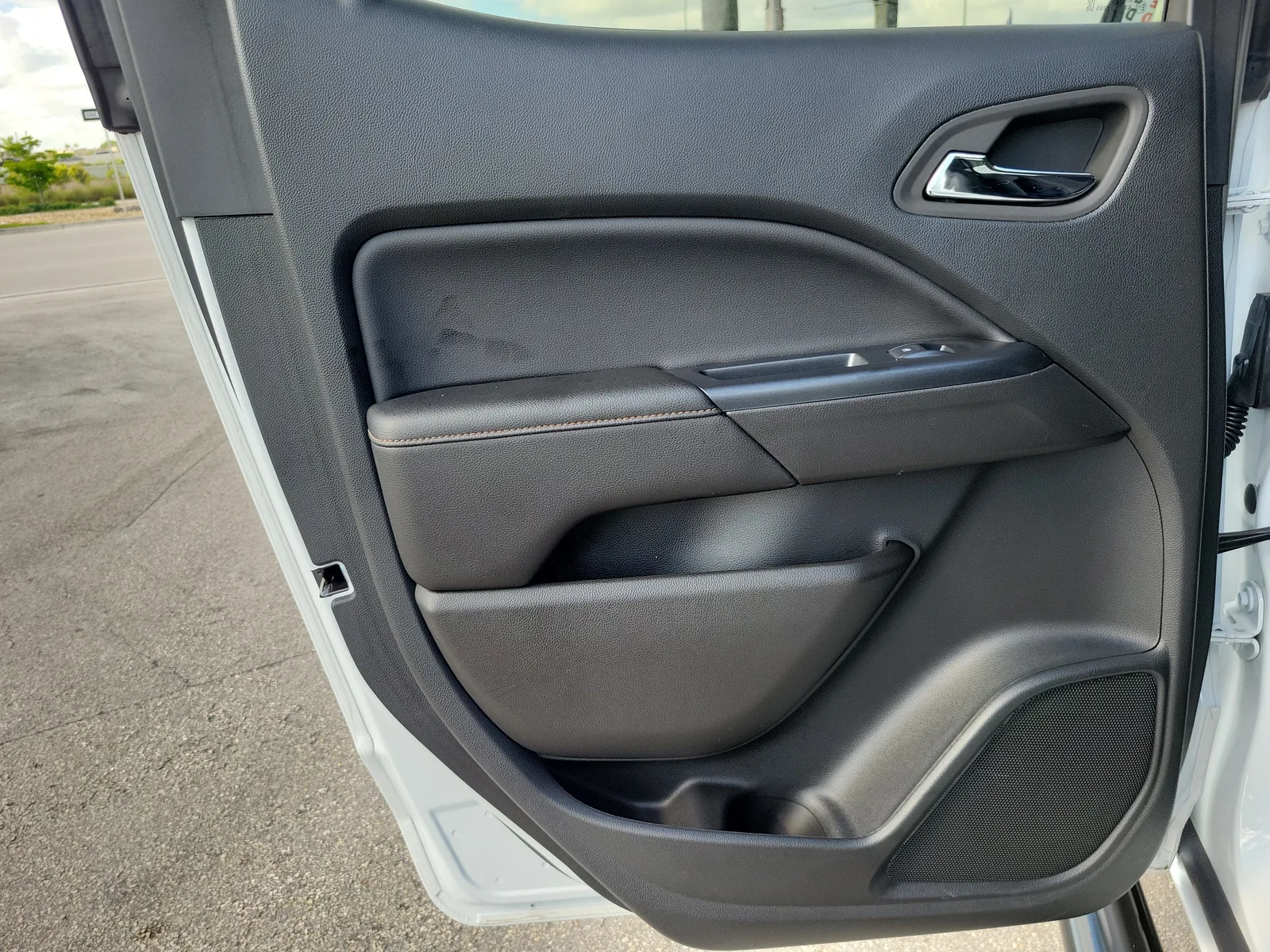 2022 GMC Canyon AT4 - Cloth photo 24