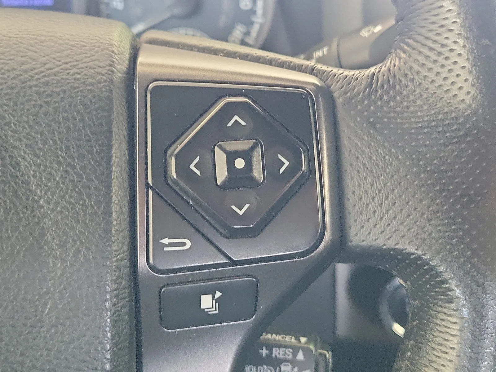 2019 Toyota Tacoma 4WD TRD Off Road photo 21