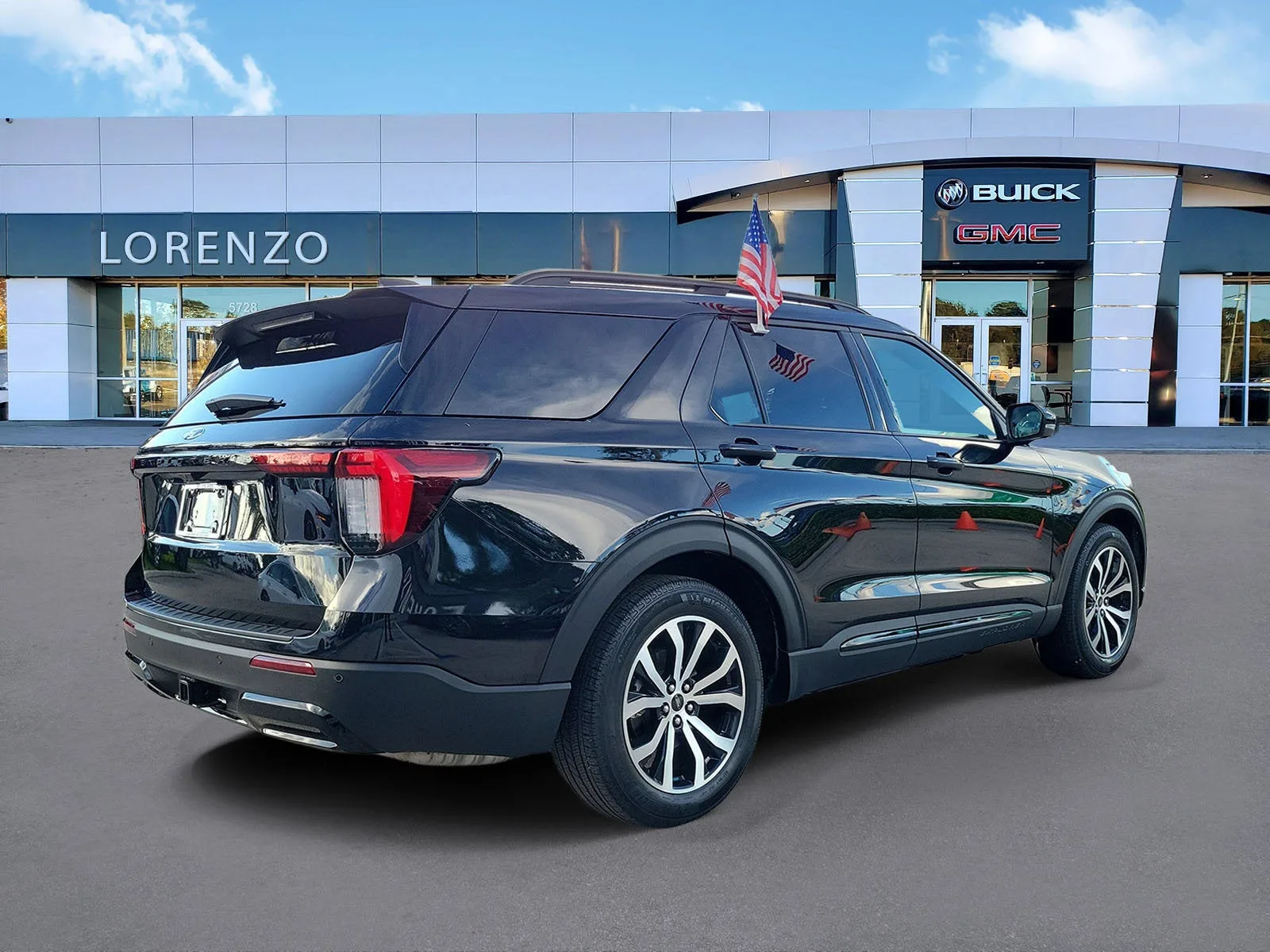 2025 Ford Explorer ST-Line photo 5