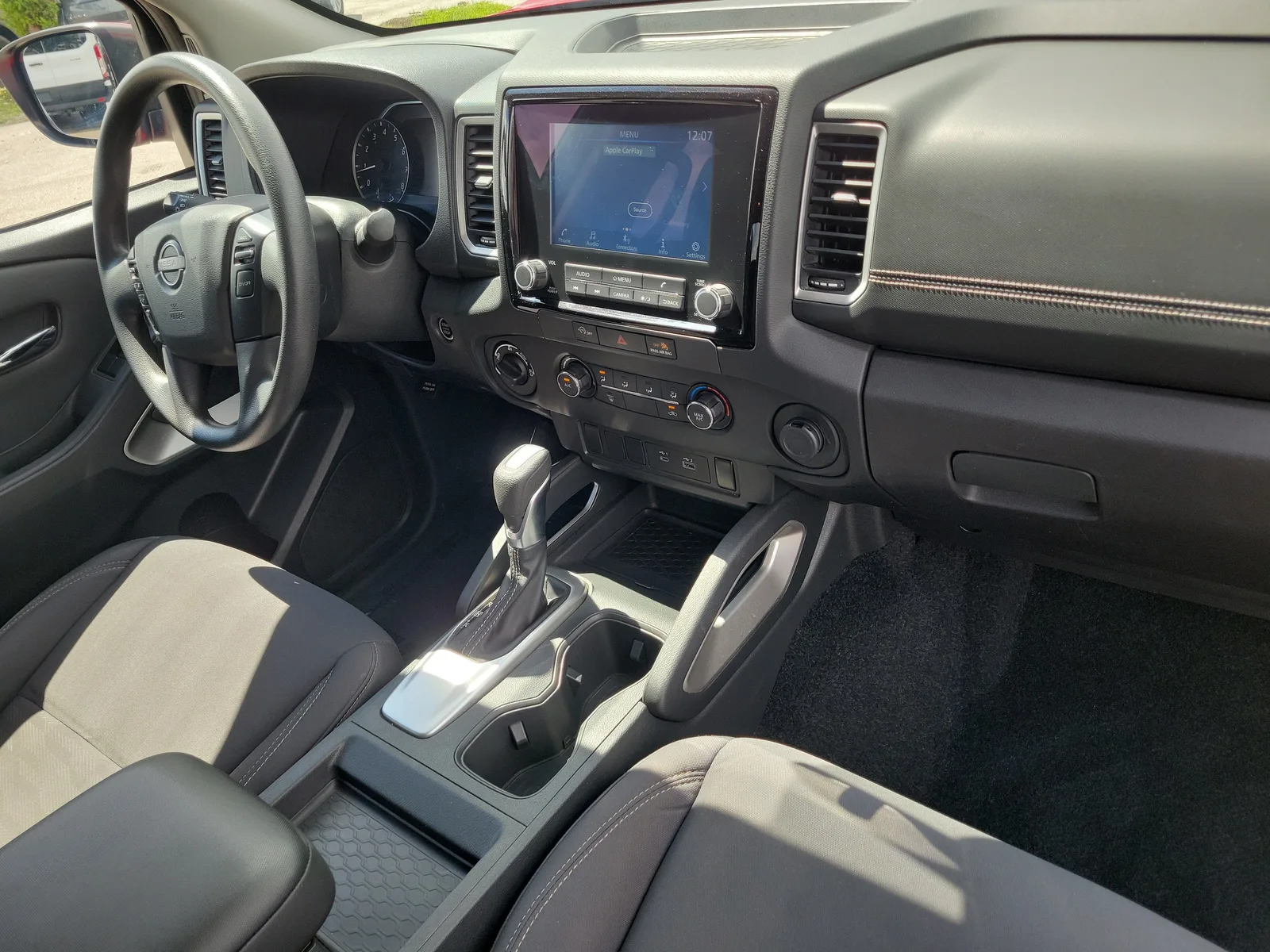 2023 Nissan Frontier SV 4WD photo 16