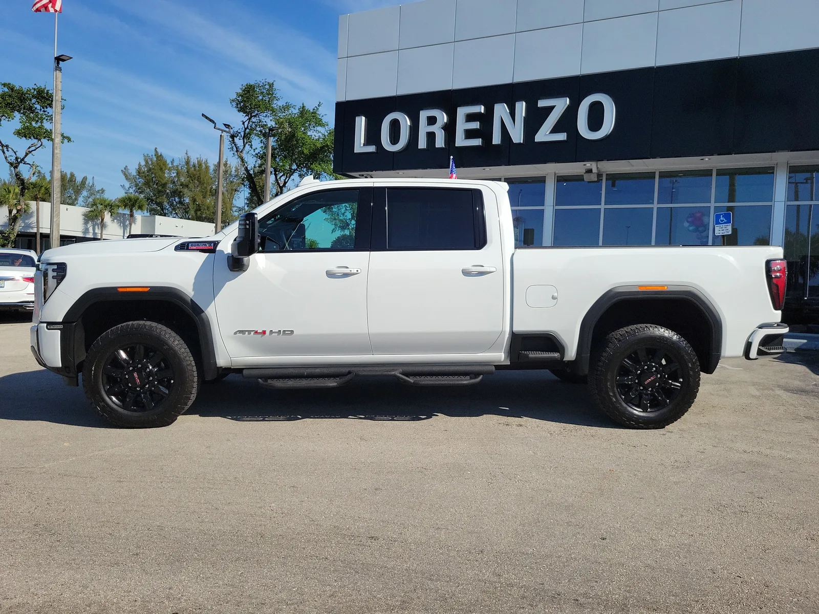 2026 GMC Sierra 2500 HD AT4 photo 8