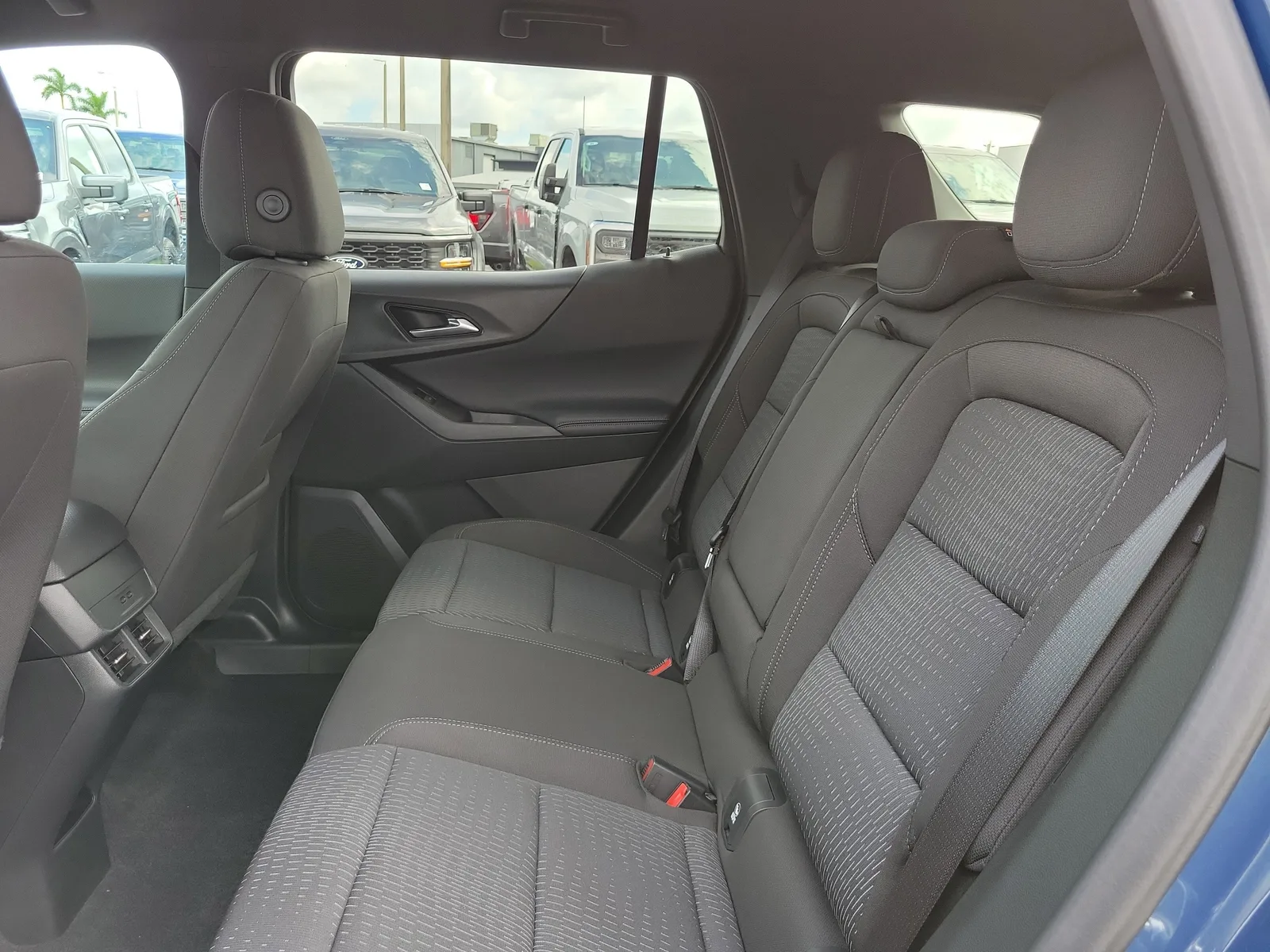 2026 Chevrolet Equinox FWD LT photo 13