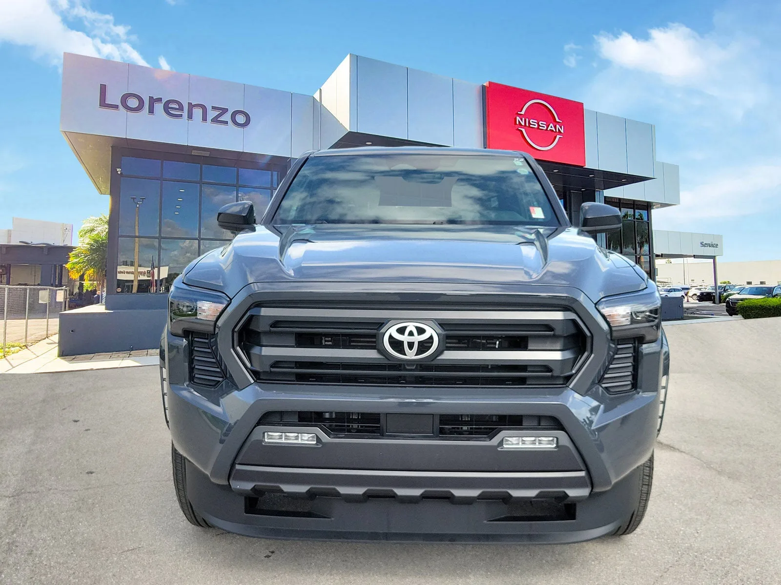 2025 Toyota Tacoma 2WD SR5 photo 2
