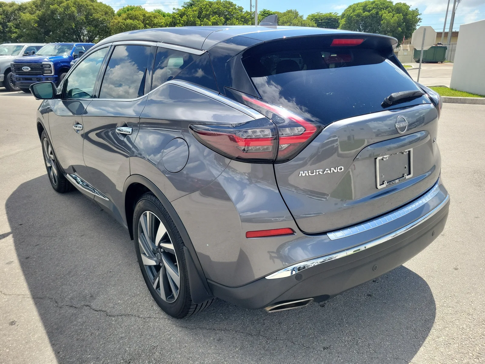 2023 Nissan Murano SL photo 7