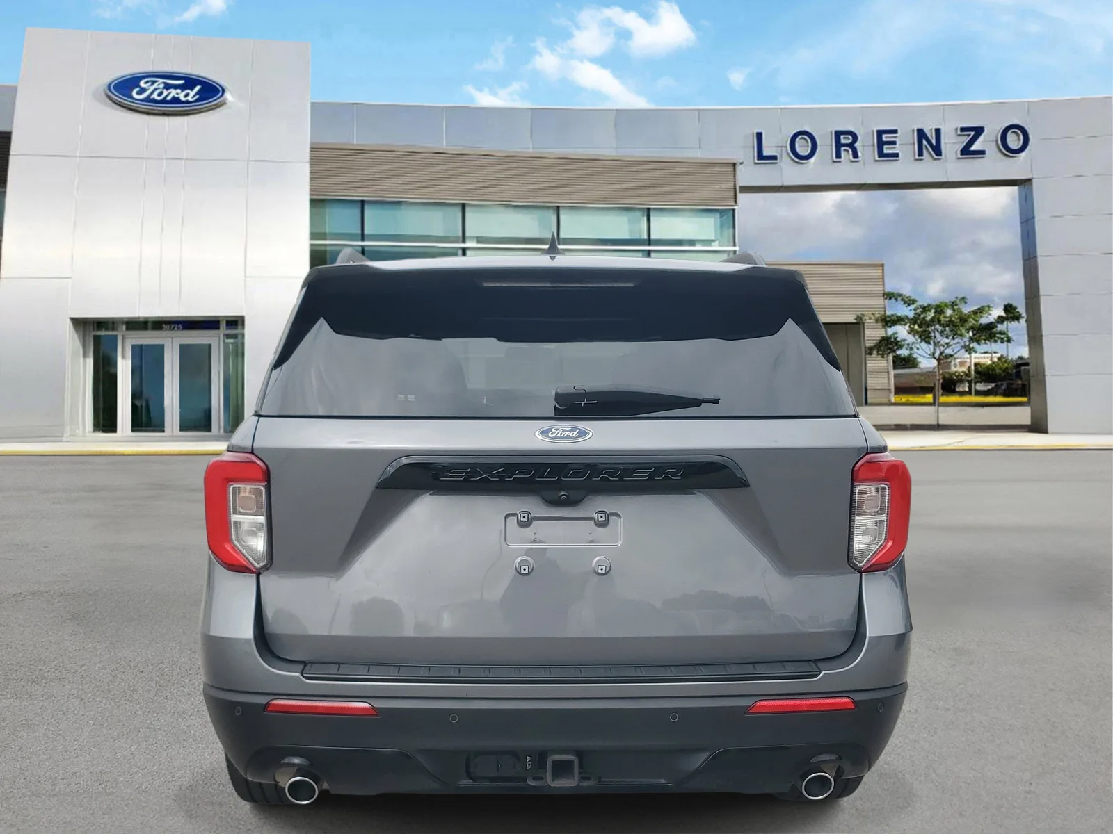 2023 Ford Explorer ST-Line photo 6