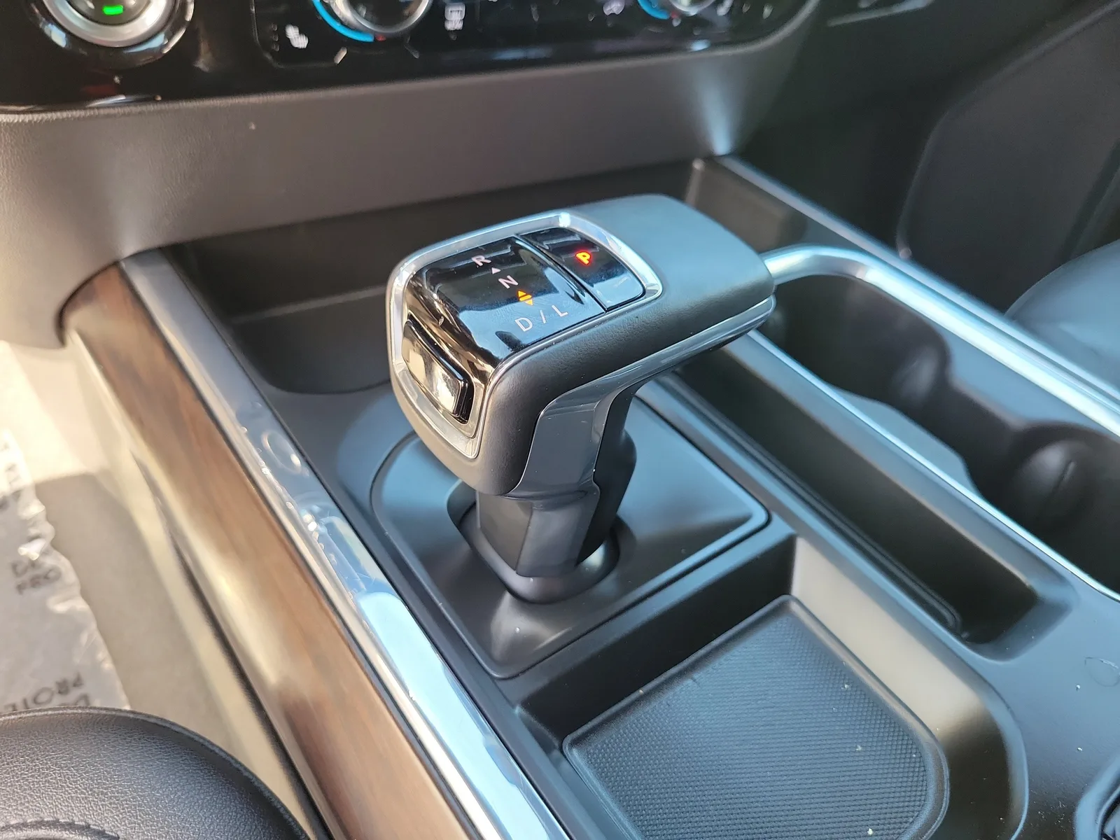 2023 GMC Sierra 1500 SLT photo 22