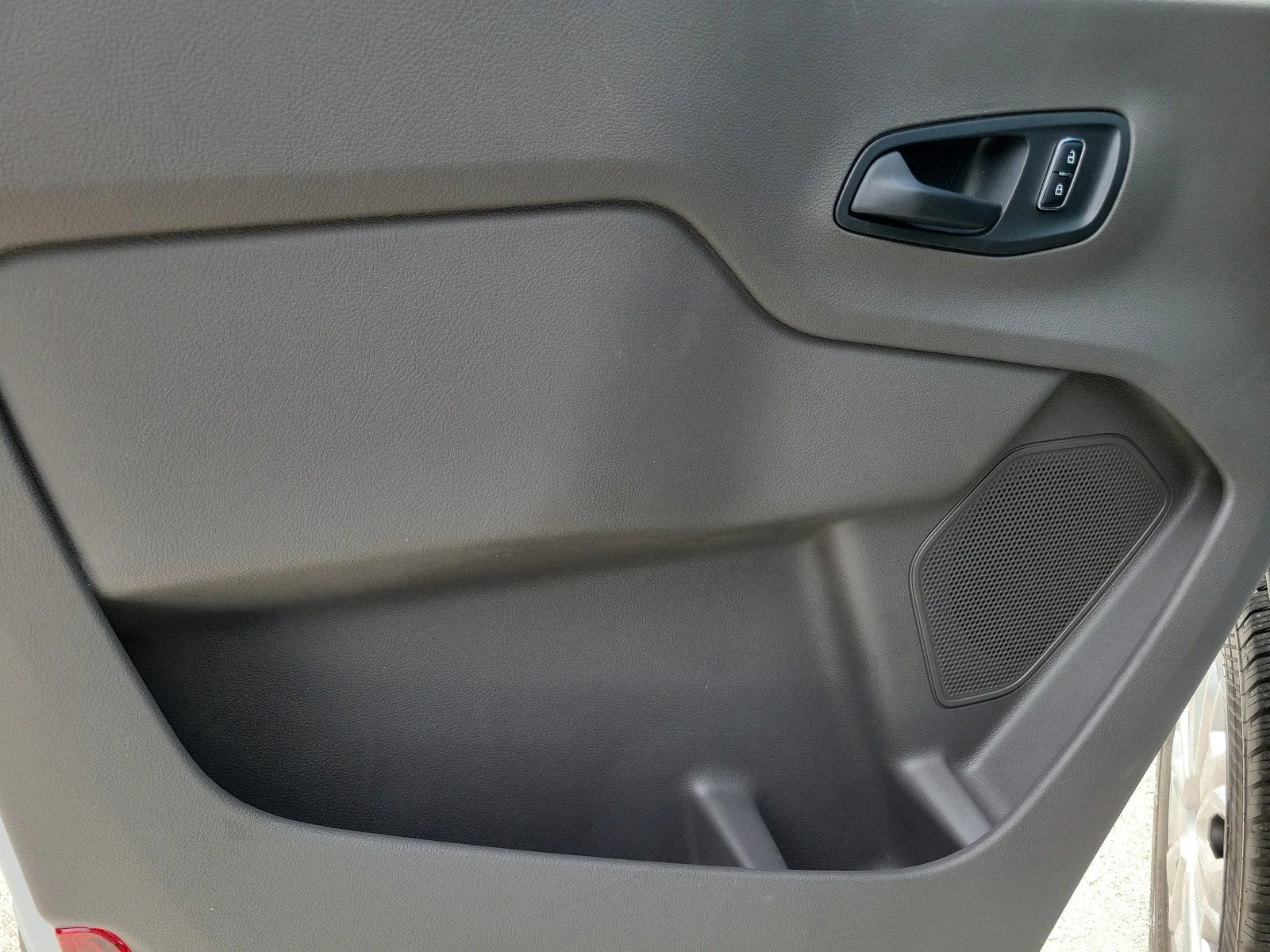 2025 Ford Transit Cargo Van Base photo 22