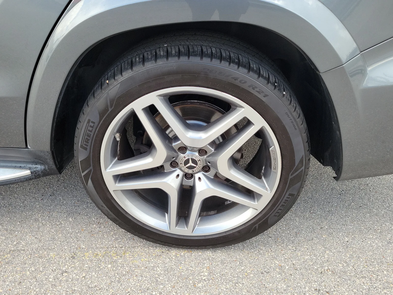 2018 Mercedes-Benz GLS GLS 550 photo 30