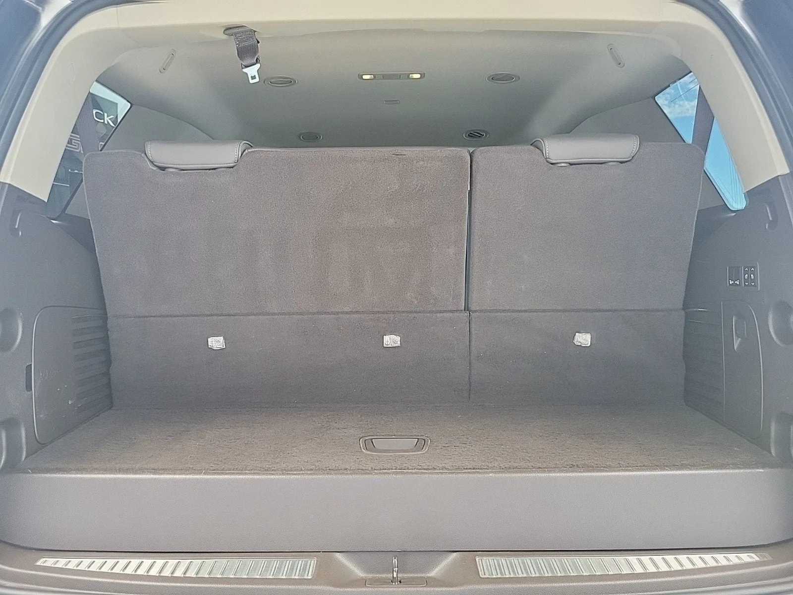 2019 GMC Yukon Denali photo 19