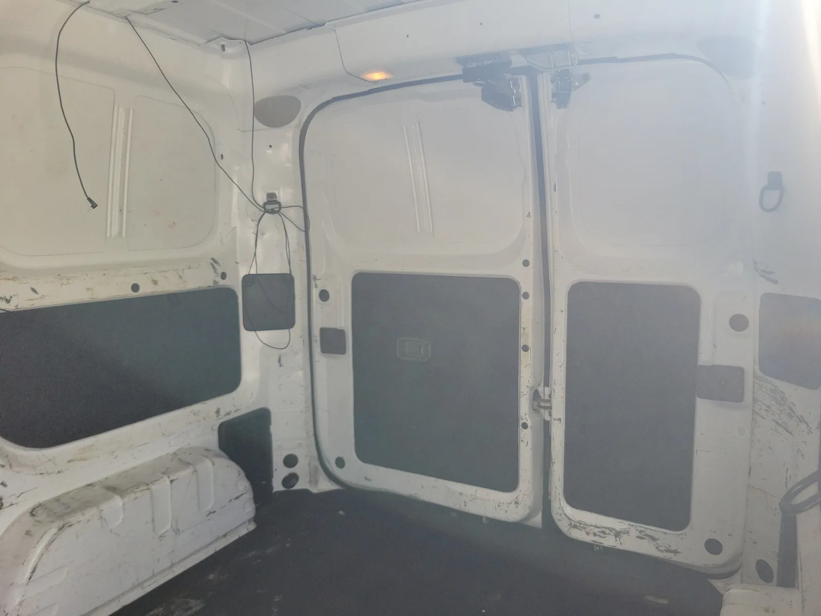 2020 Nissan NV200 Compact Cargo S photo 14