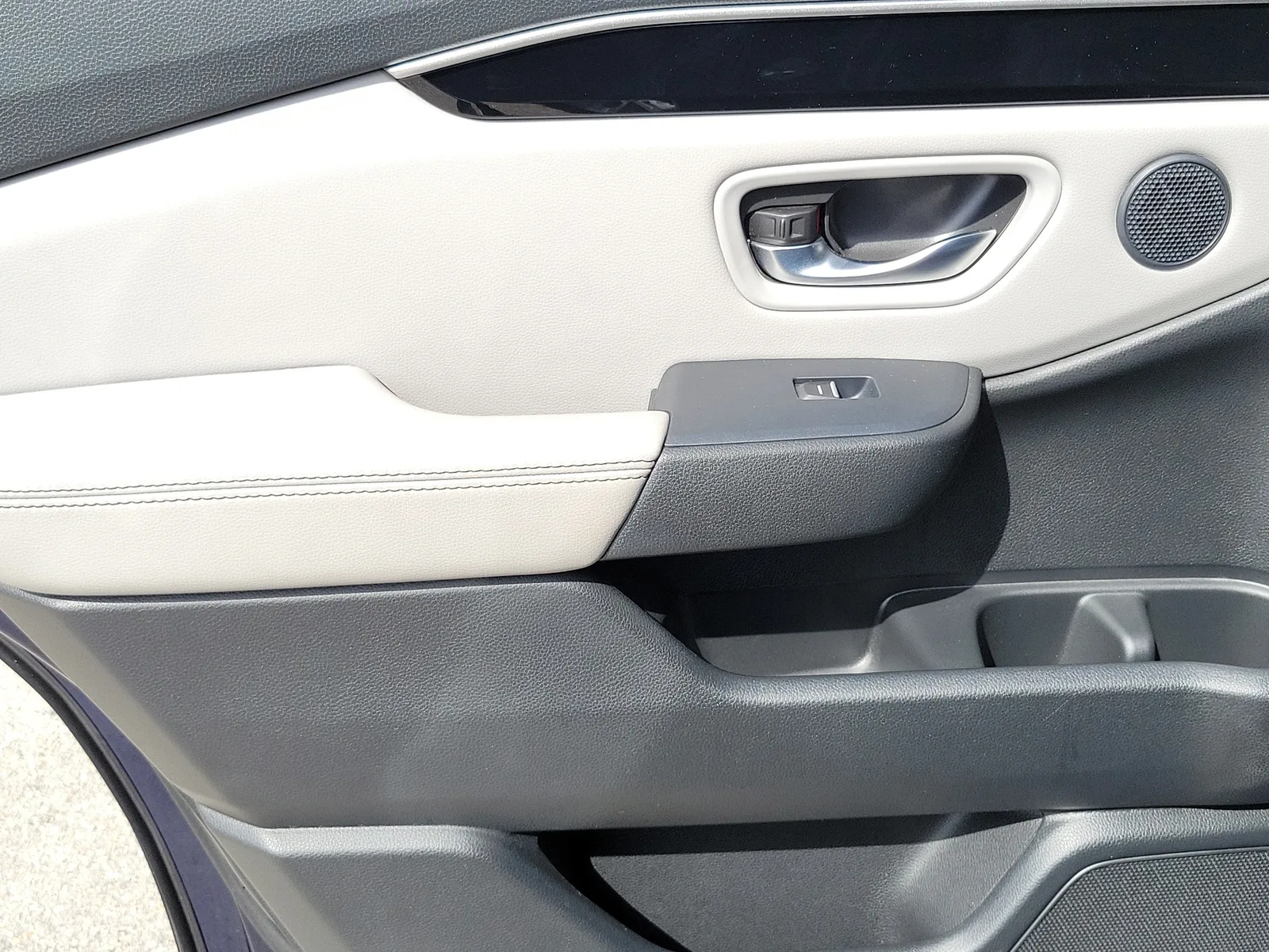 2023 Honda Pilot EX-L 7 Passenger photo 20