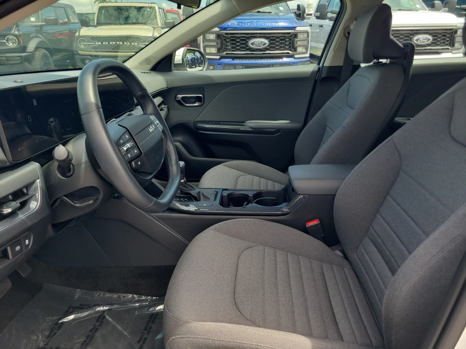 2025 Kia K4 EX photo 11