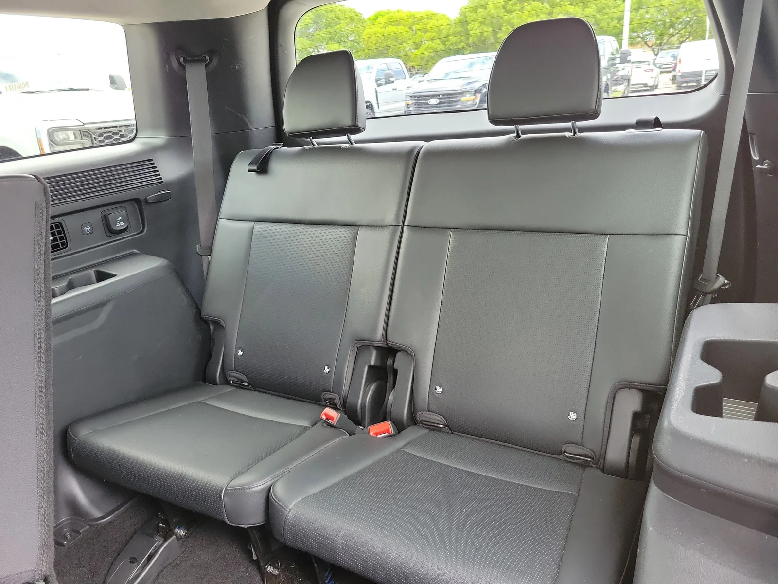 2025 Hyundai Santa Fe Limited photo 16