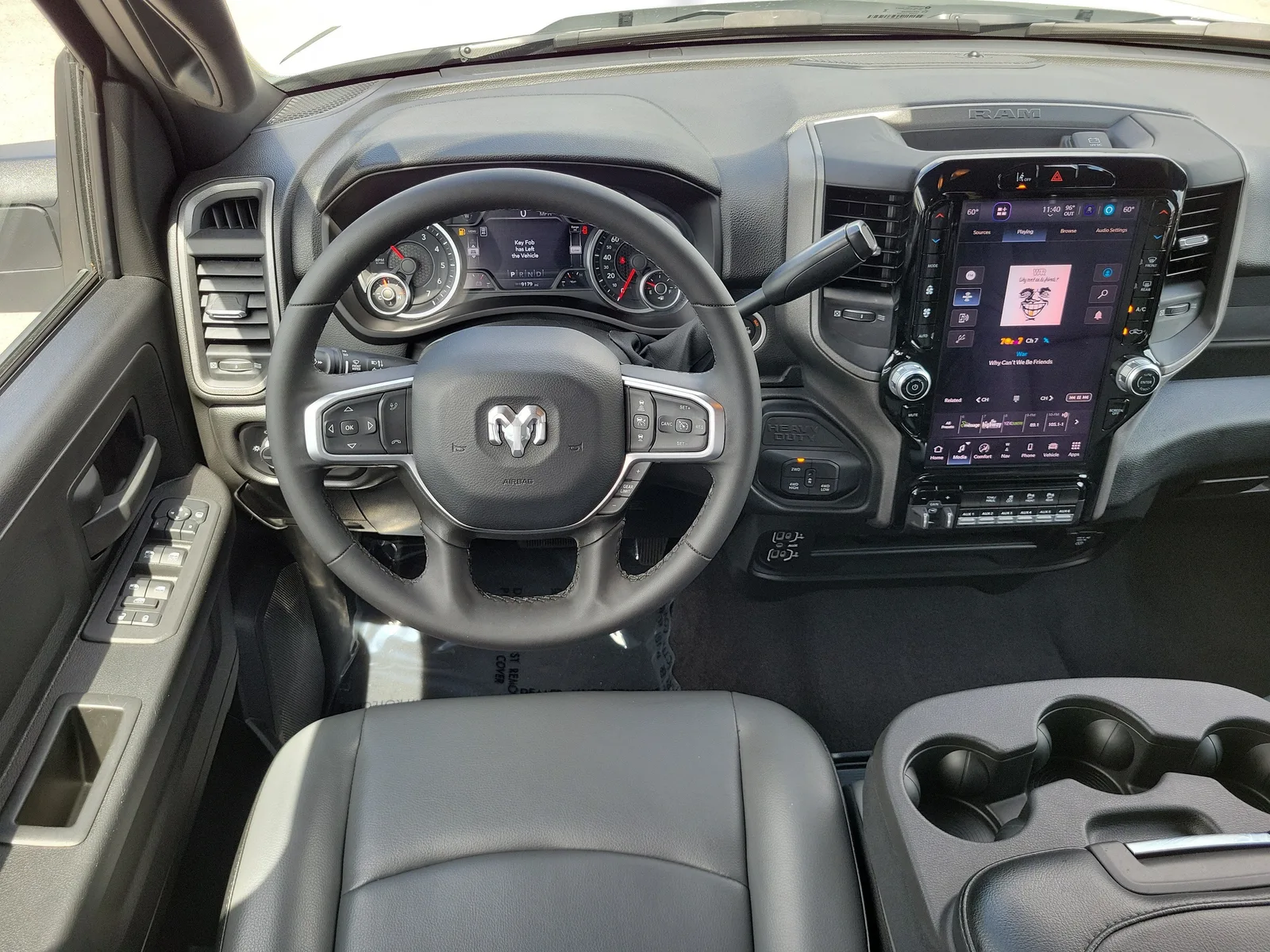 2025 RAM 2500 Tradesman 4WD photo 17