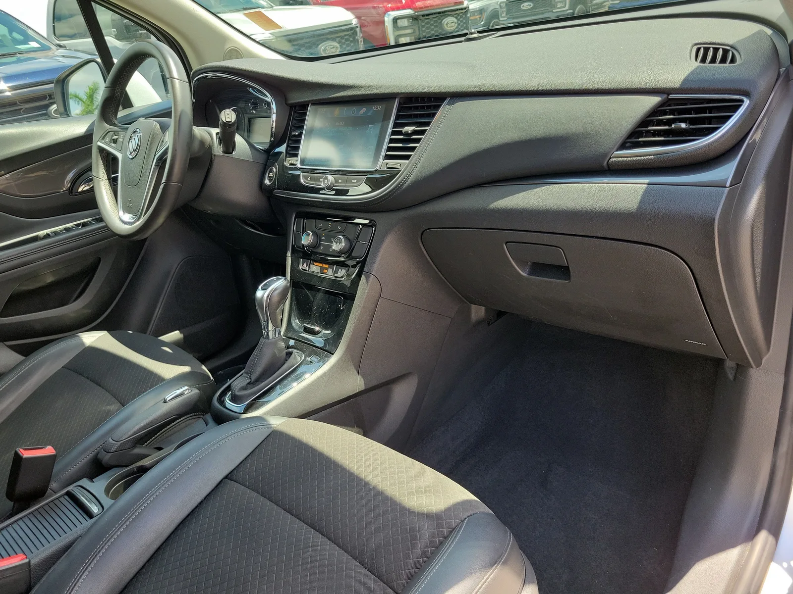 2018 Buick Encore Preferred photo 13