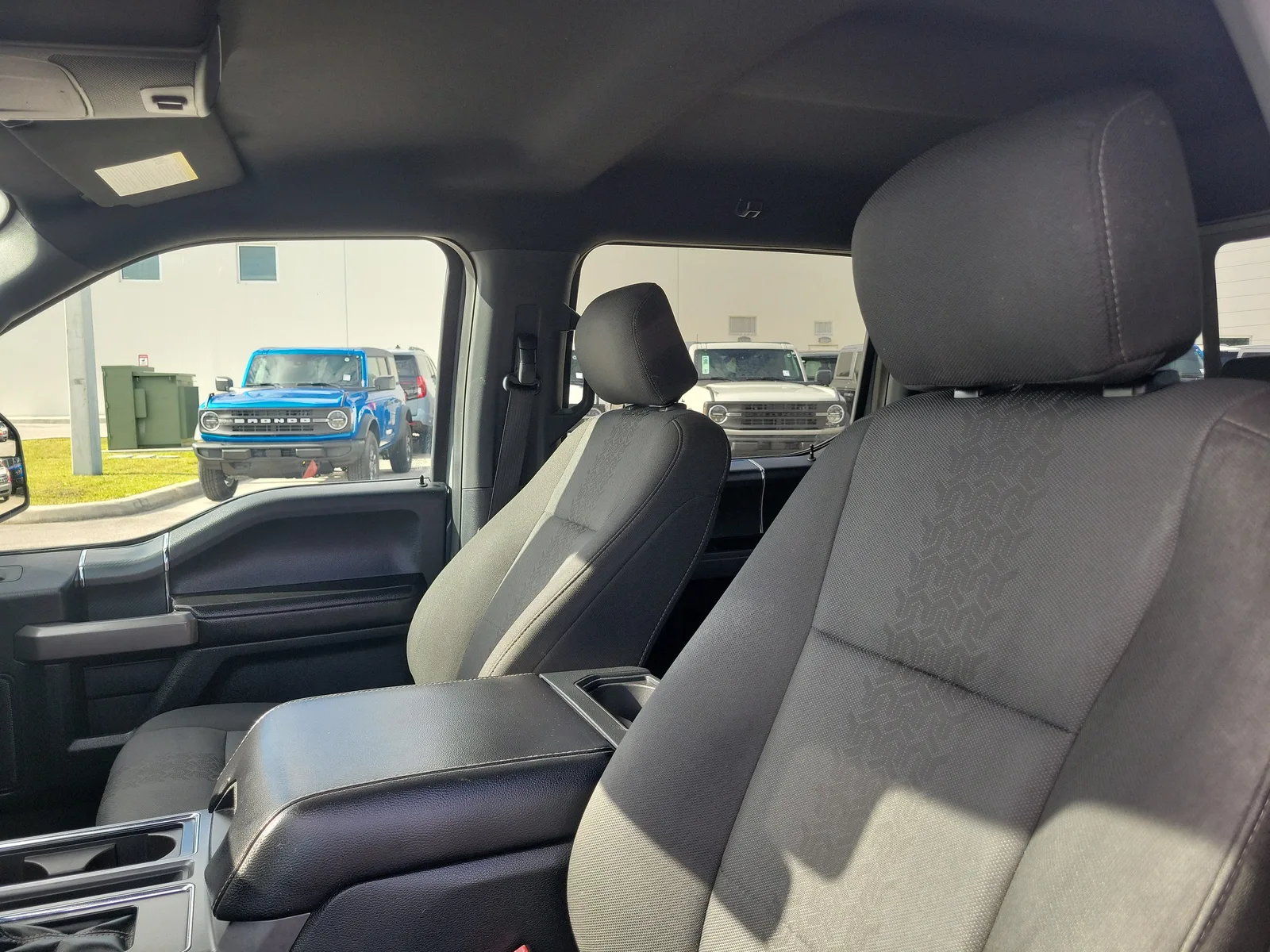 2019 Ford F-150 XLT photo 13