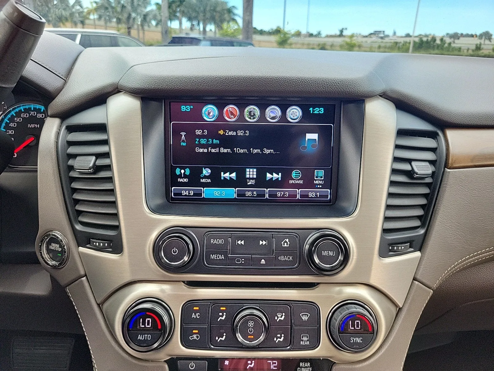 2019 GMC Yukon Denali photo 26