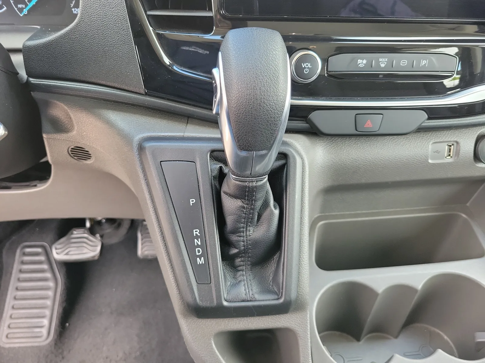 2025 Ford Transit Passenger Wagon XLT photo 23