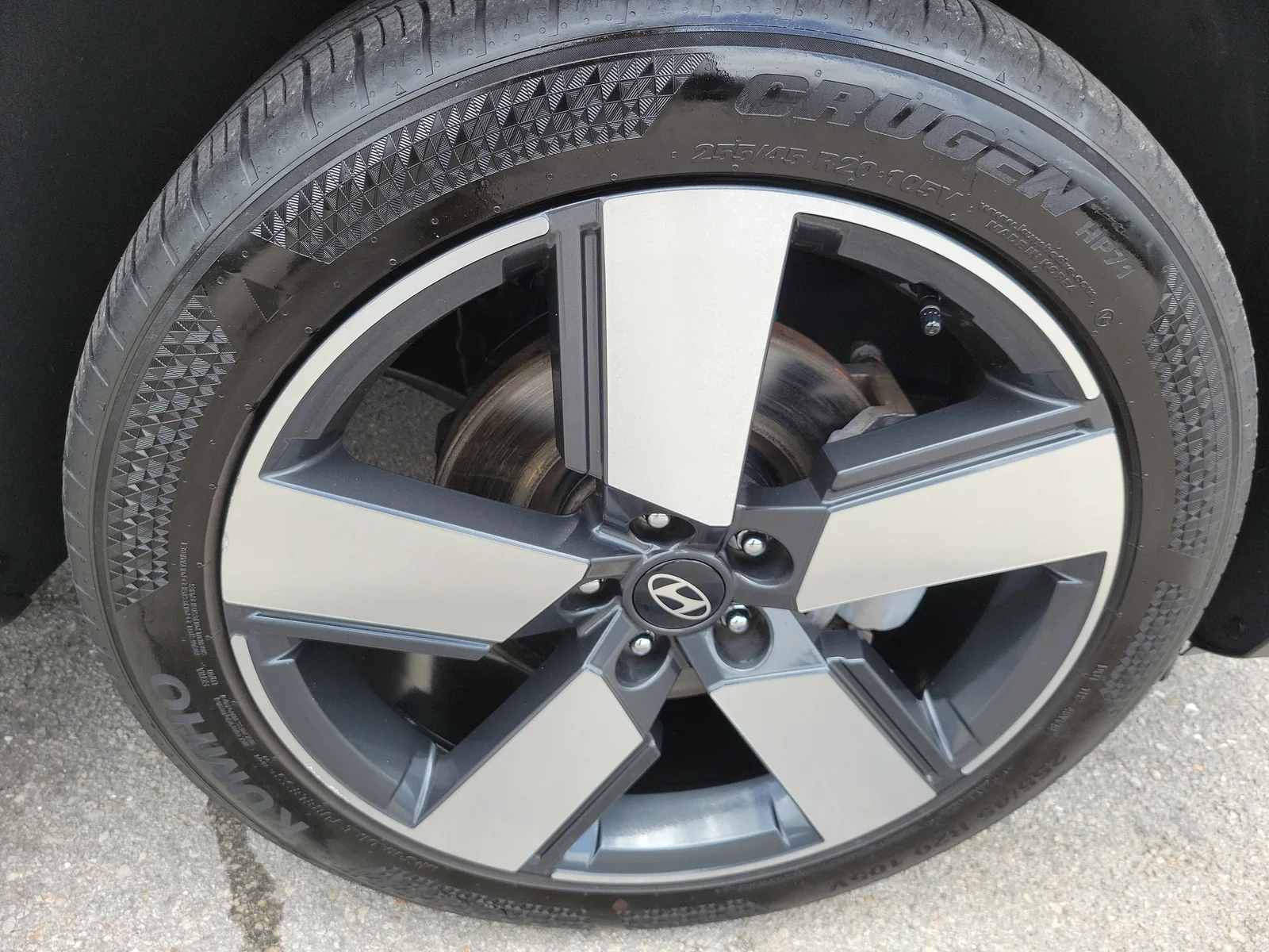 2025 Hyundai Santa Fe Limited photo 32