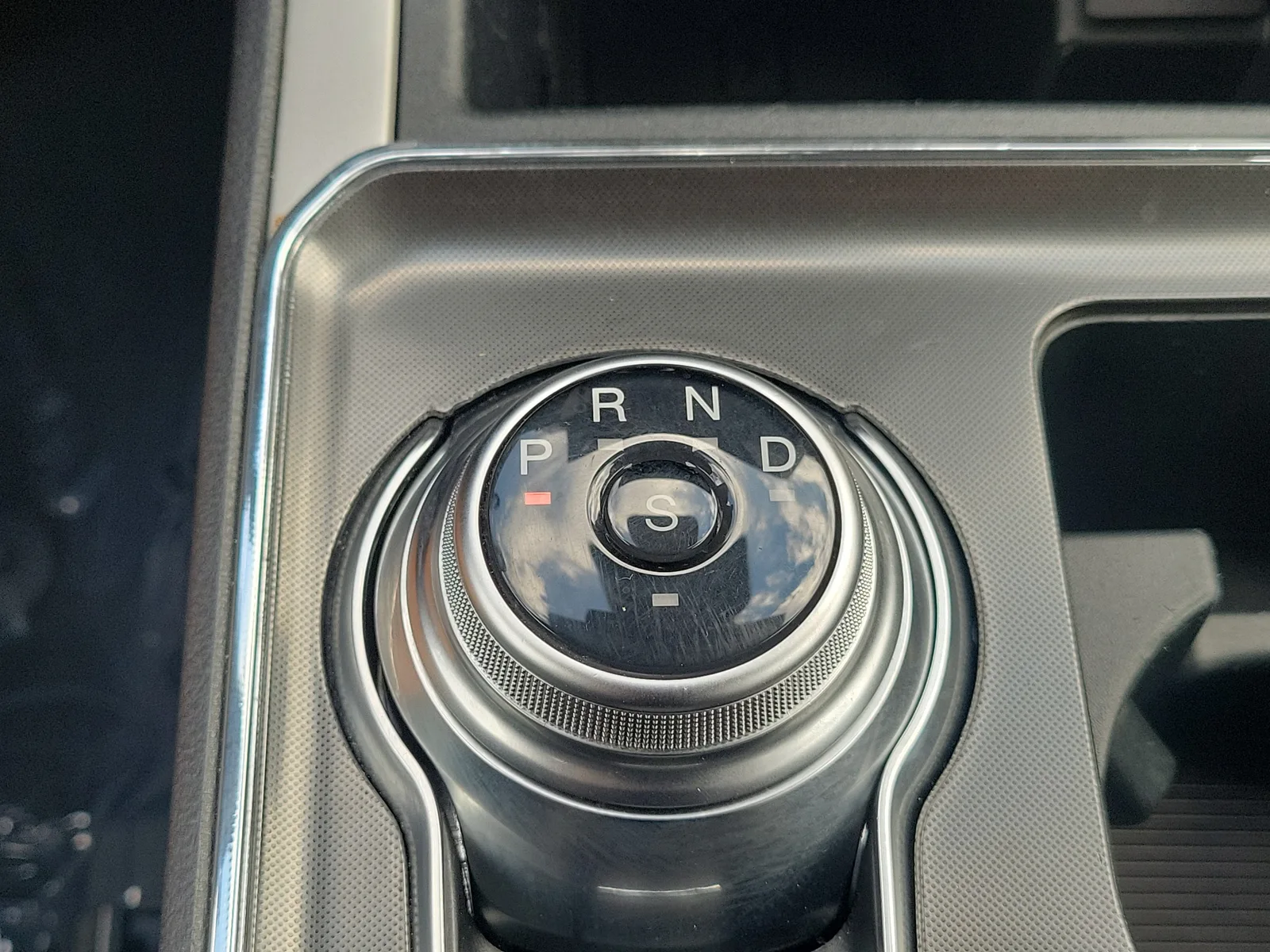 2024 Ford Edge ST-Line 4WD photo 27