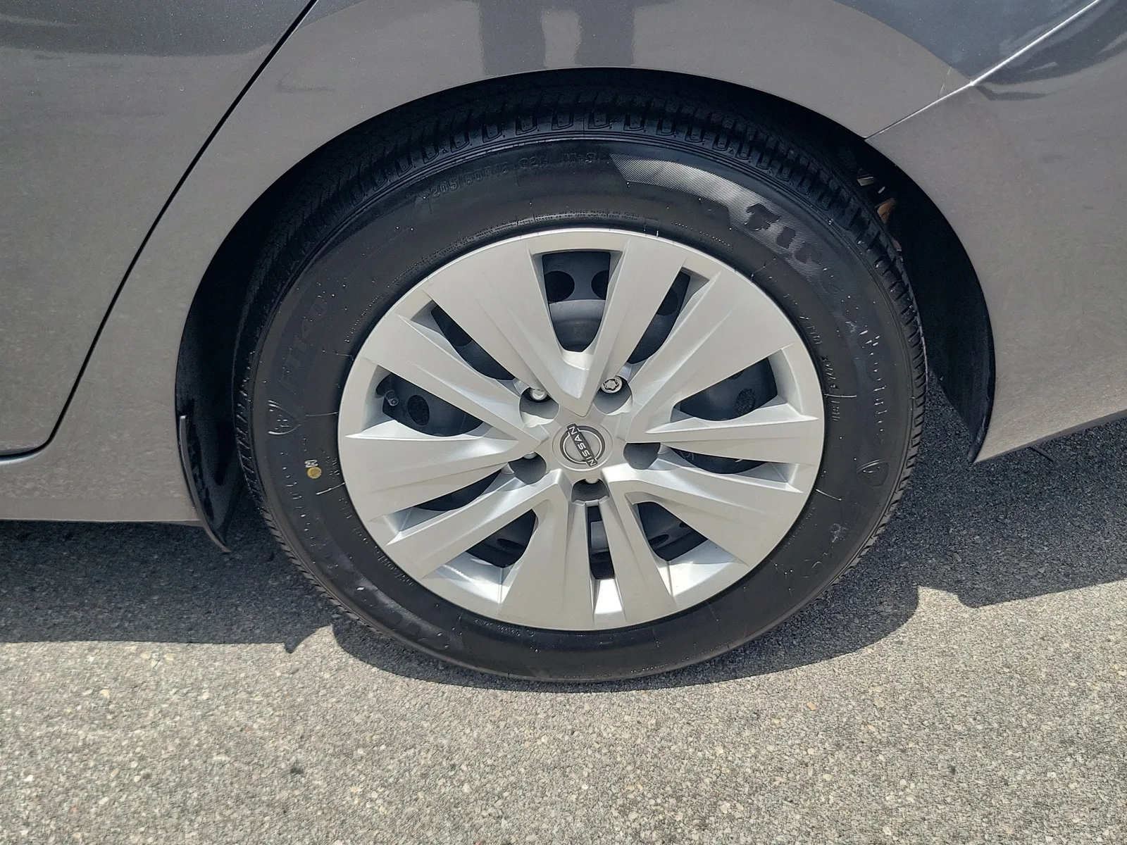 2025 Nissan Sentra S photo 28