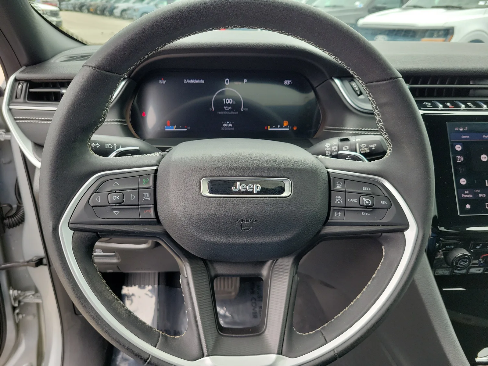 2023 Jeep Grand Cherokee Altitude X 4WD photo 21