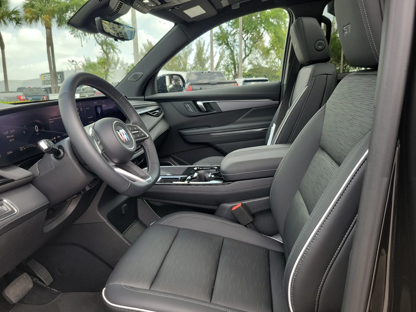 2026 Buick Enclave Sport Touring photo 13