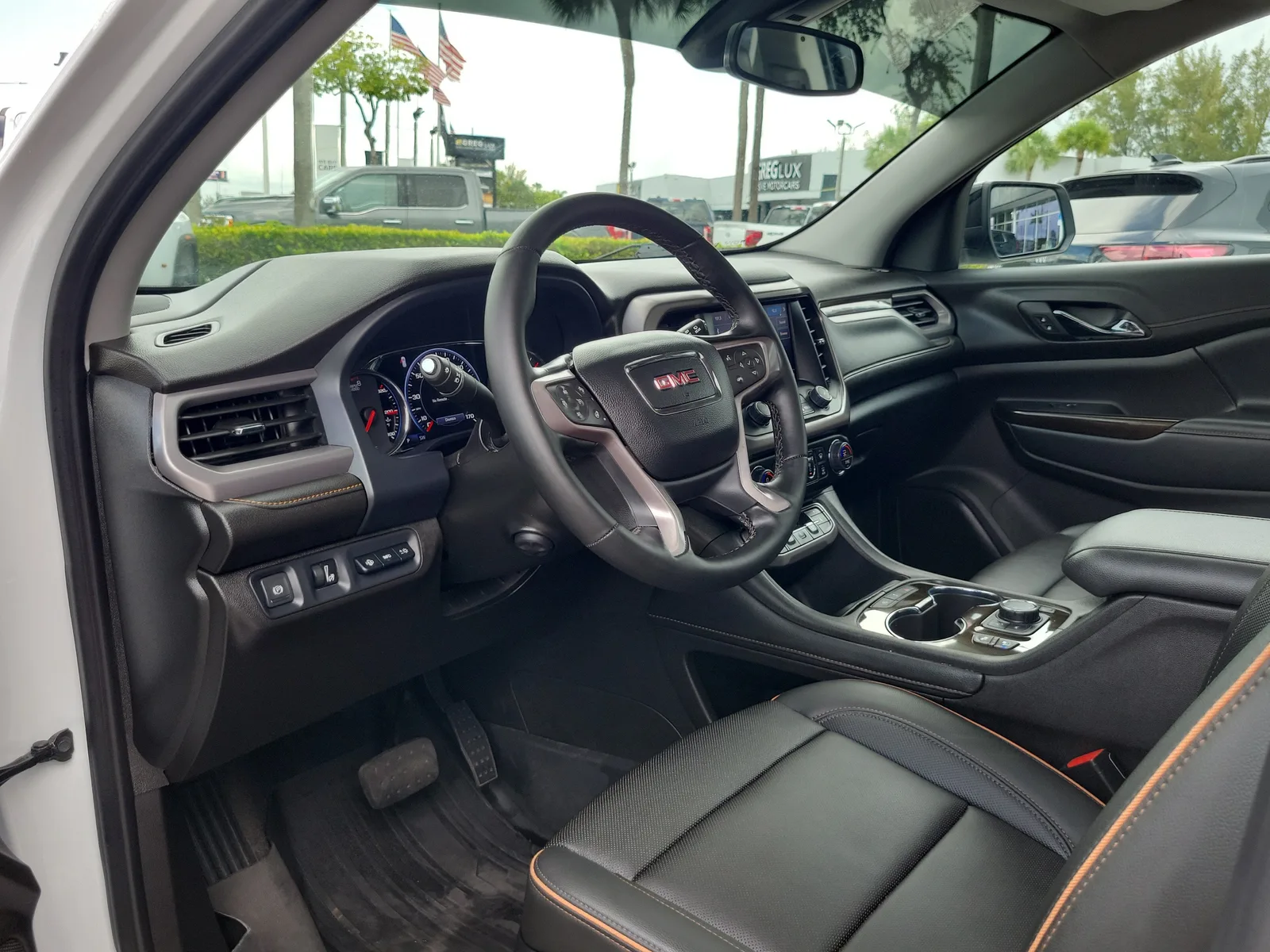2023 GMC Acadia AT4 photo 16