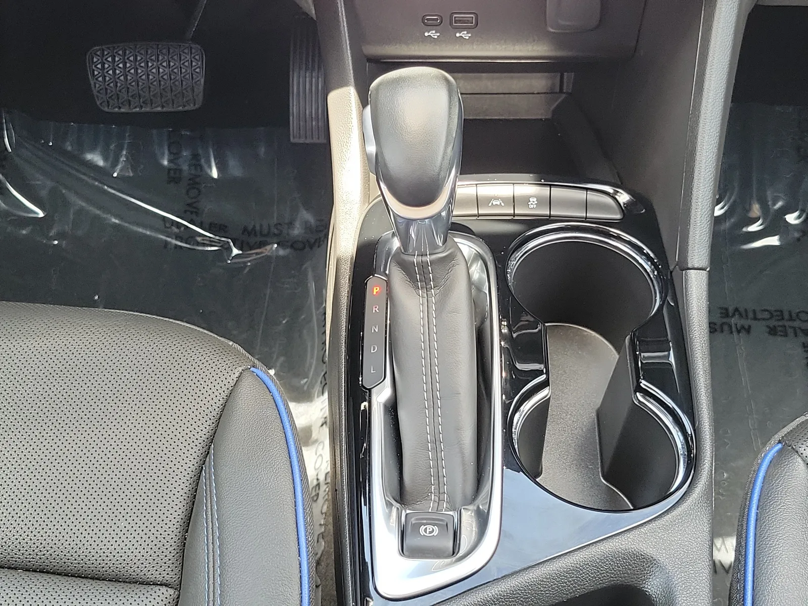 2025 Buick Encore GX Sport Touring photo 24