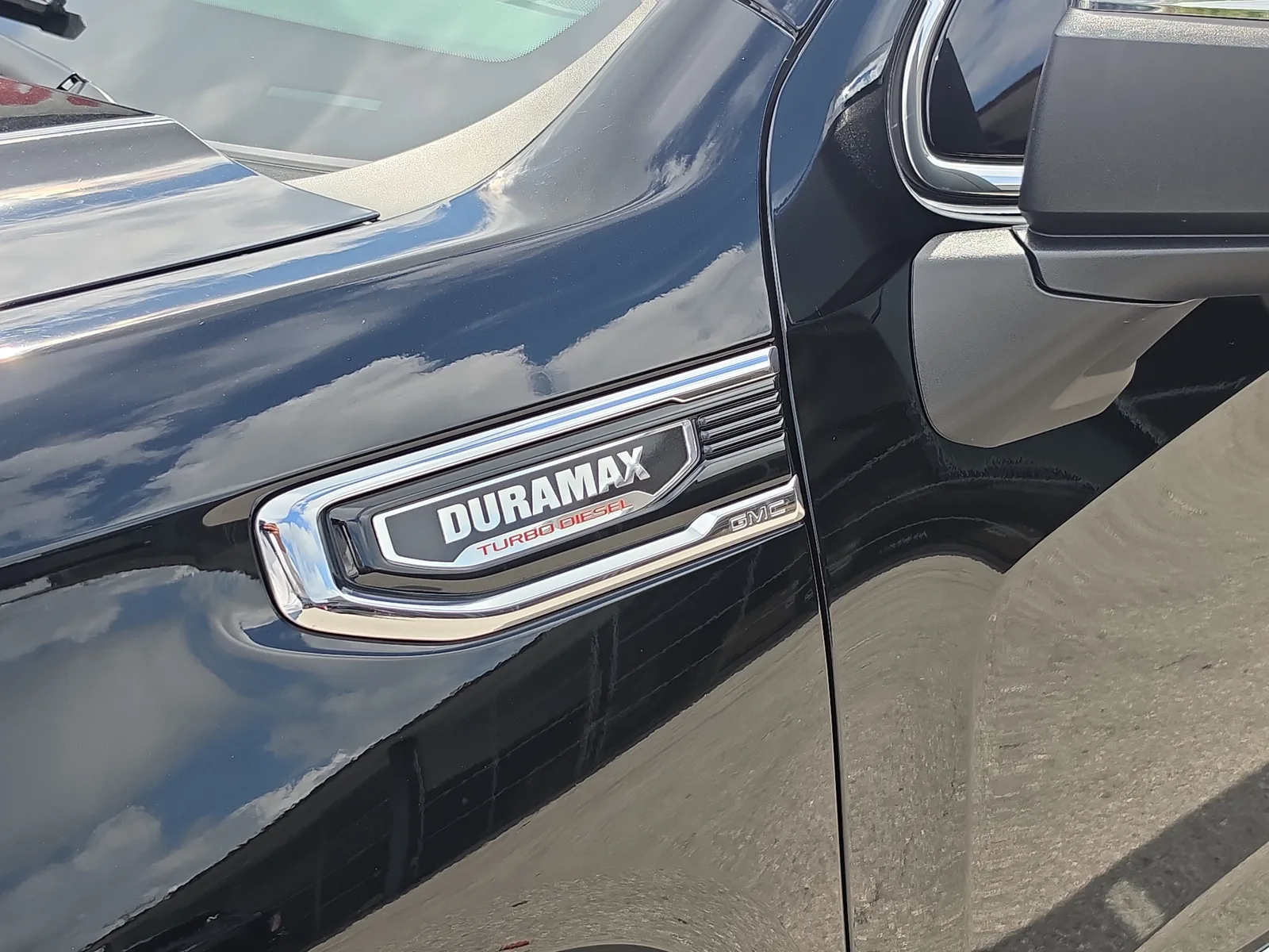2025 GMC Sierra 1500 Denali 4WD Diesel photo 28