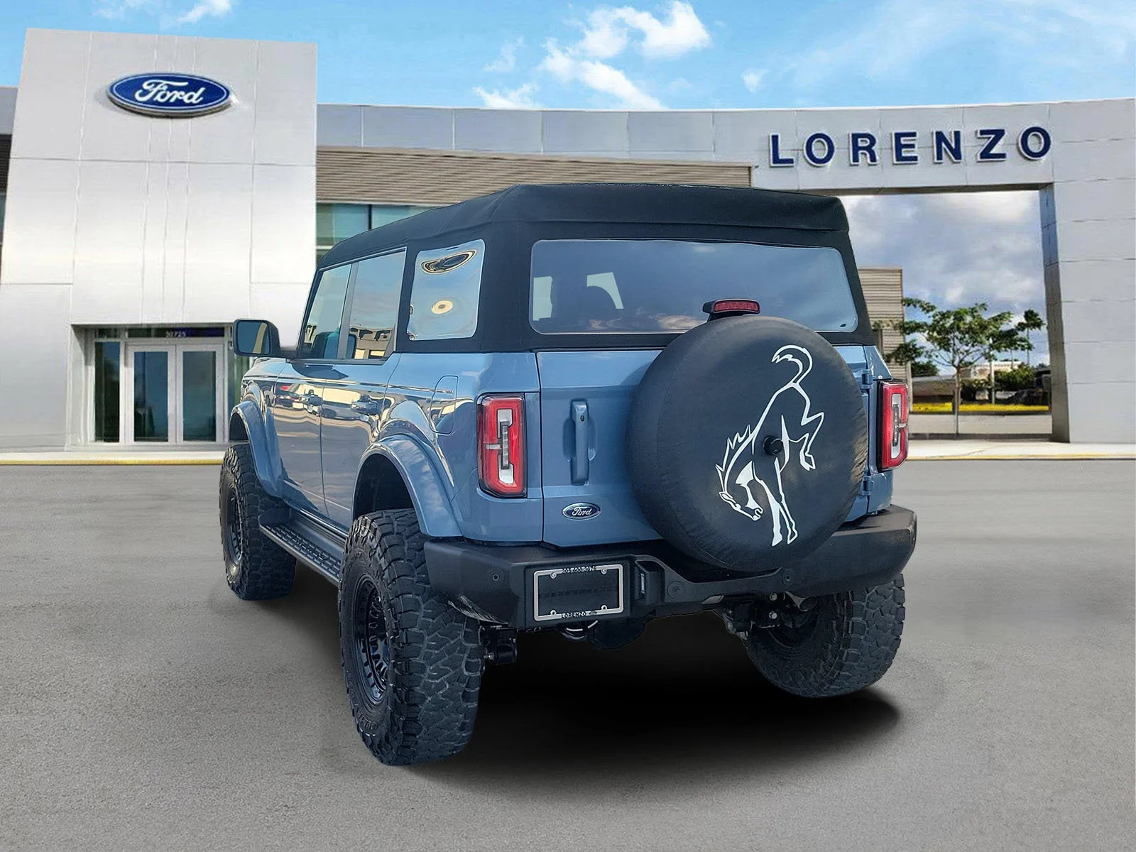 2025 Ford Bronco Outer Banks 4WD photo 7