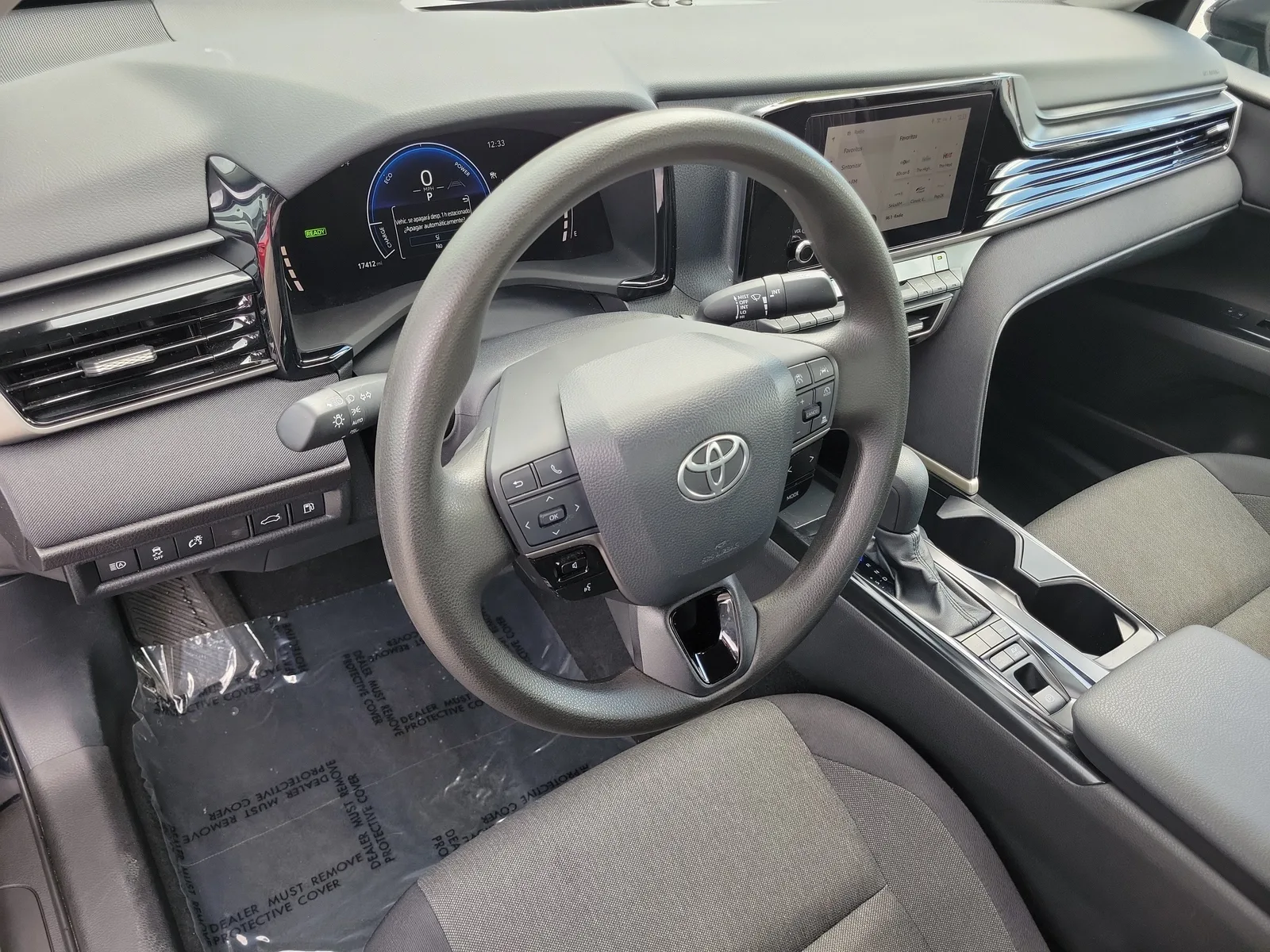 2025 Toyota Camry LE photo 8