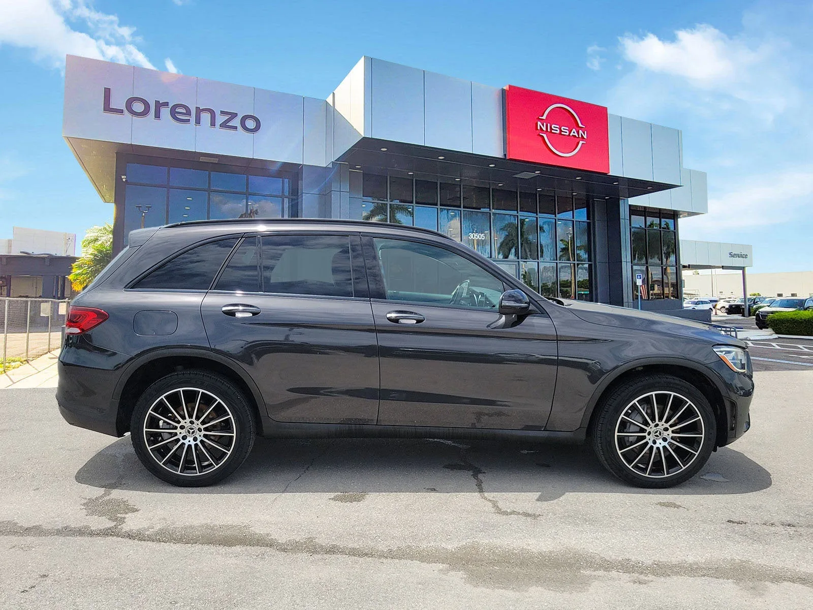 2021 Mercedes-Benz GLC GLC 300 photo 4