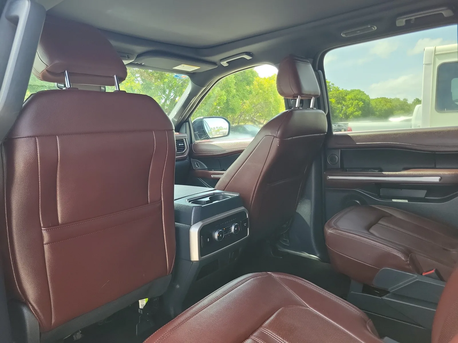 2023 Ford Expedition Max Limited 4WD photo 16