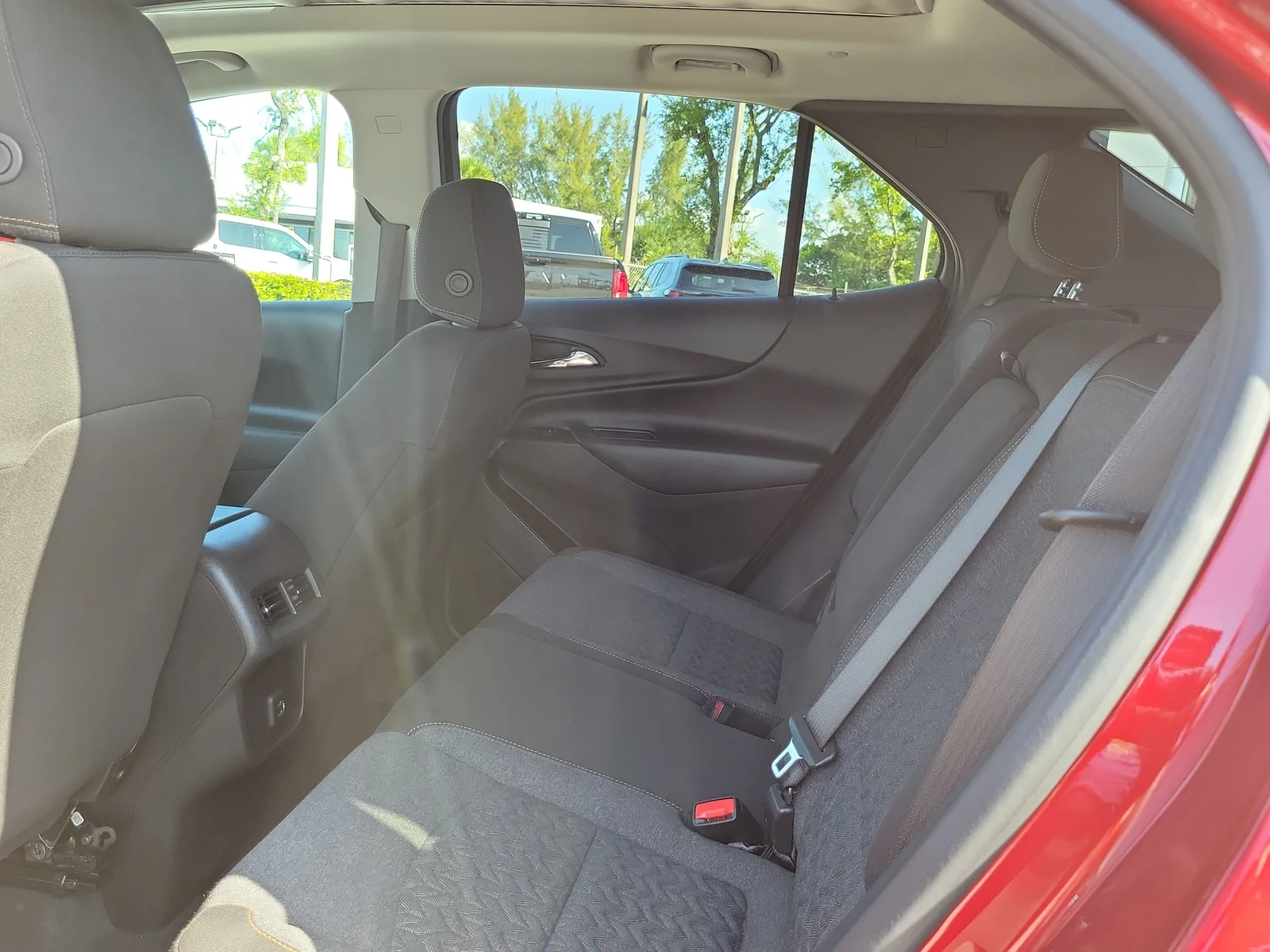 2023 Chevrolet Equinox LT photo 14