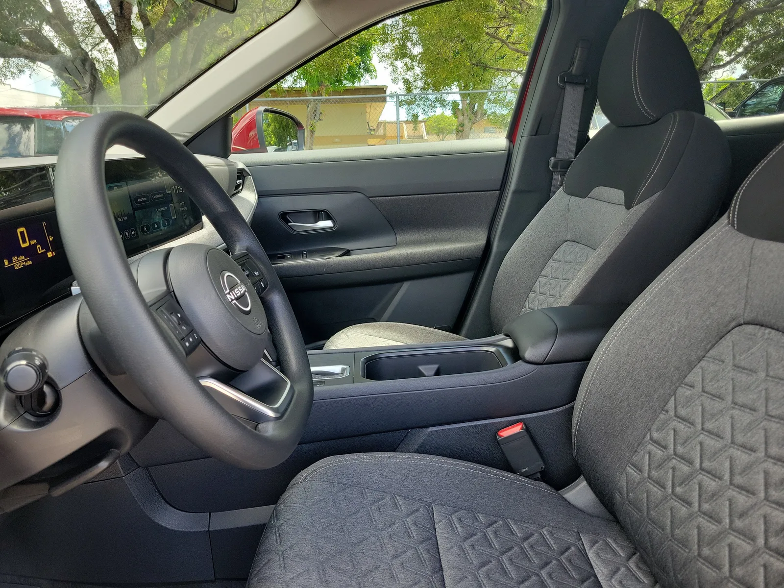 2025 Nissan Kicks SV photo 20
