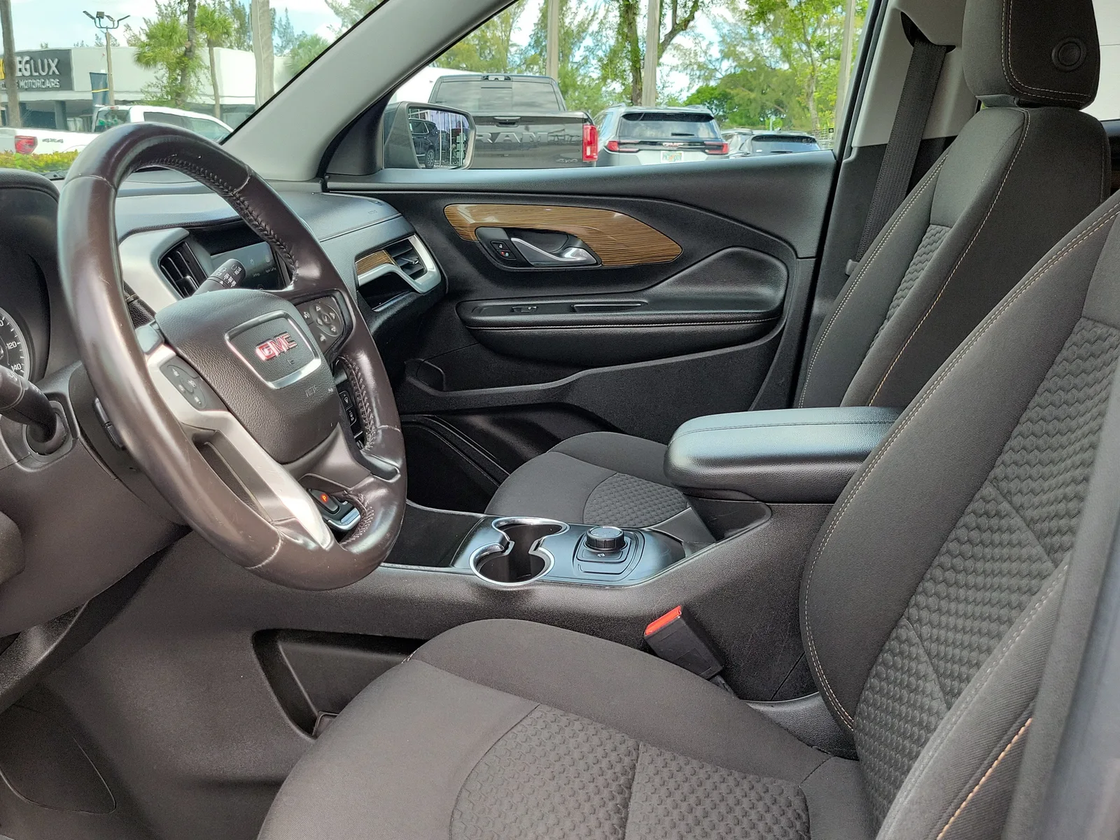 2018 GMC Terrain SLE photo 11
