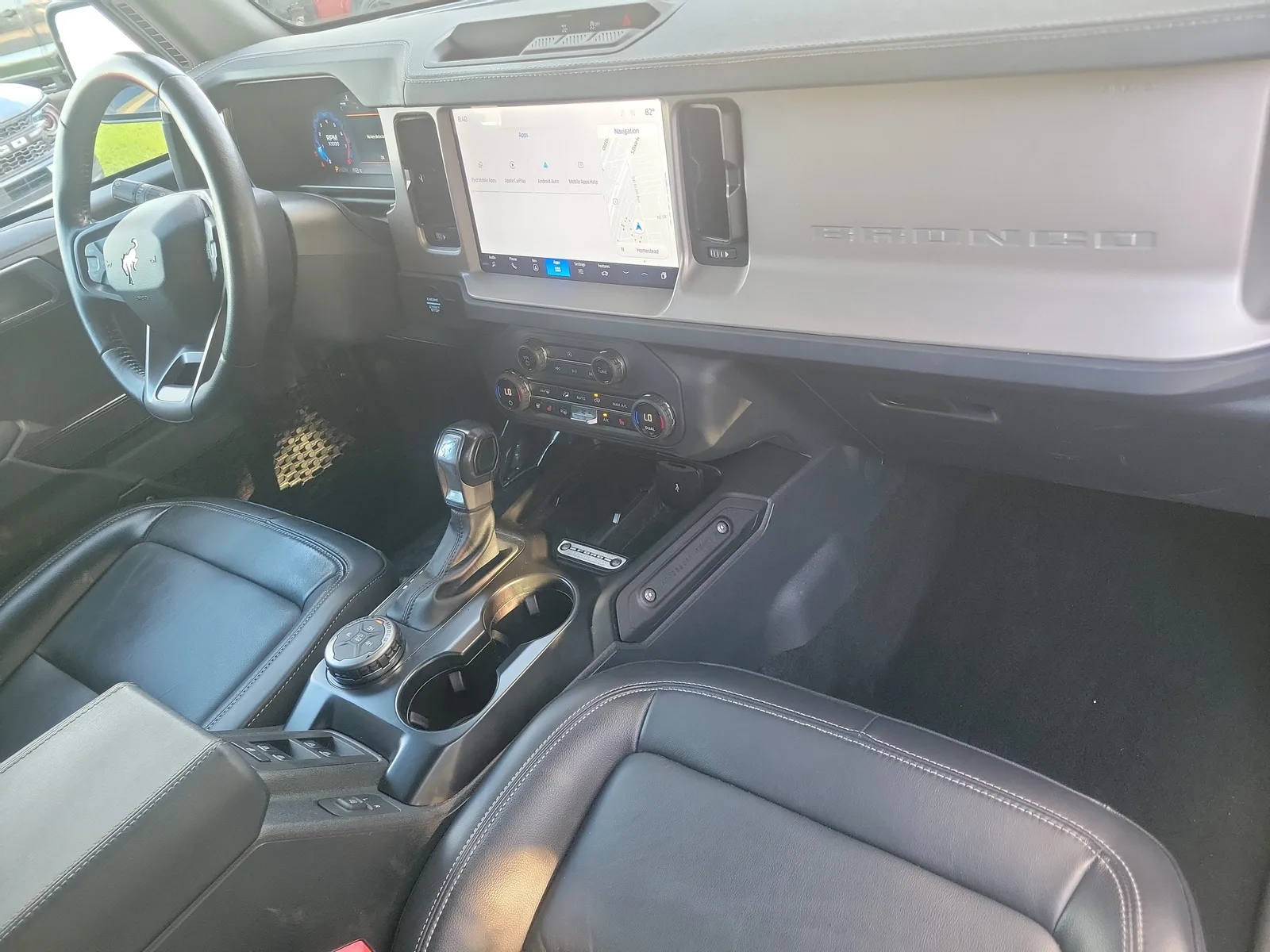 2025 Ford Bronco Outer Banks 4WD photo 17