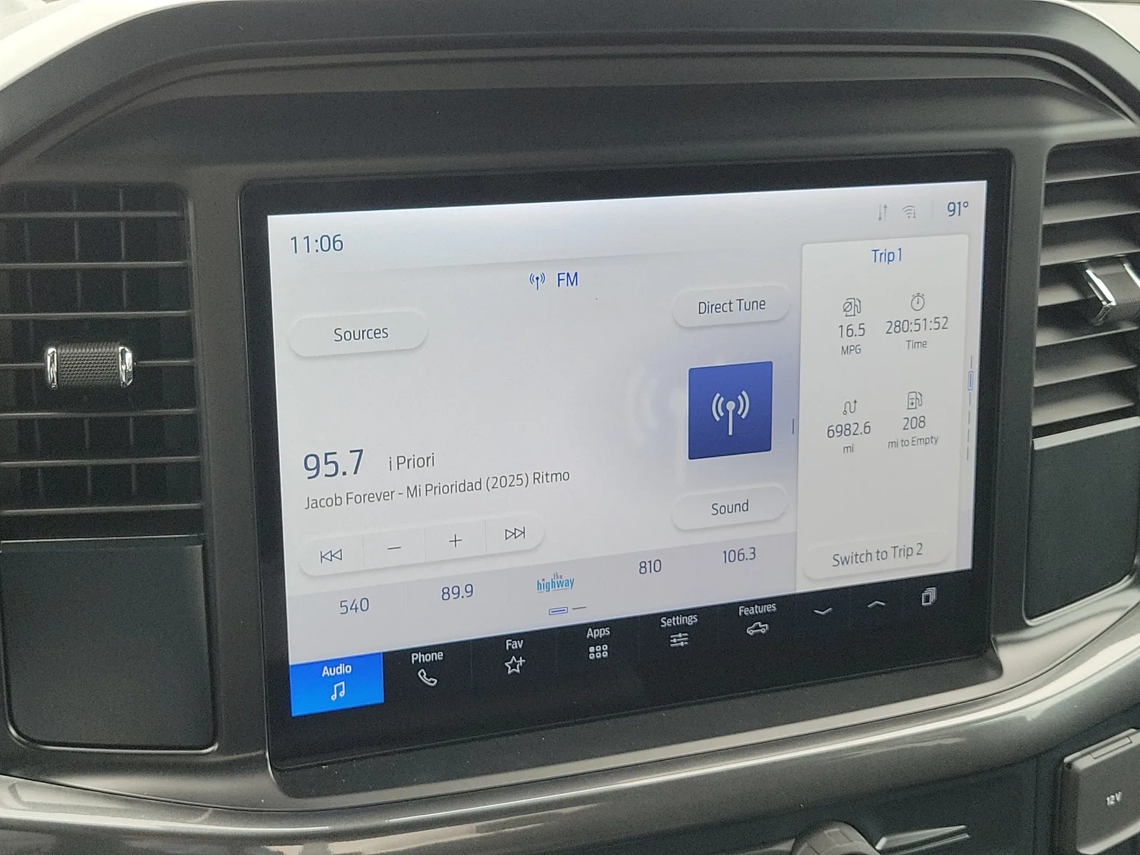 2025 Ford F-150 STX 4WD photo 23