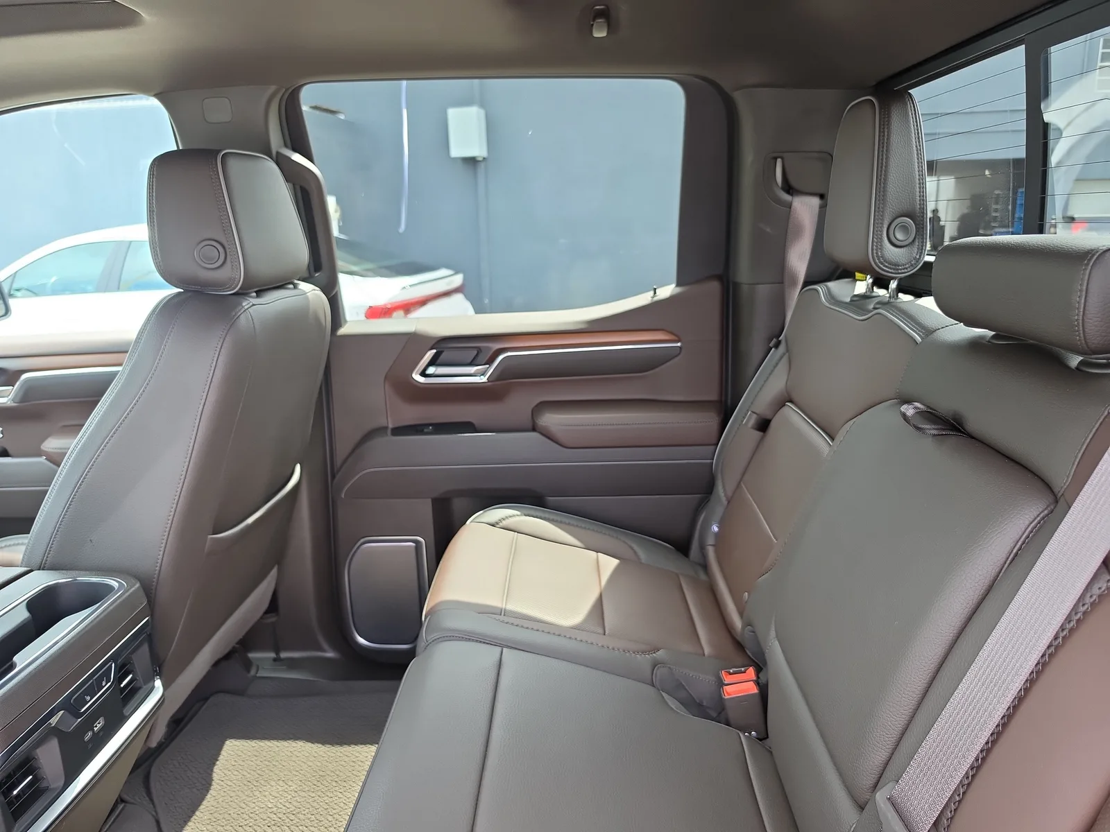 2025 GMC Sierra 1500 Denali 4WD Diesel photo 11