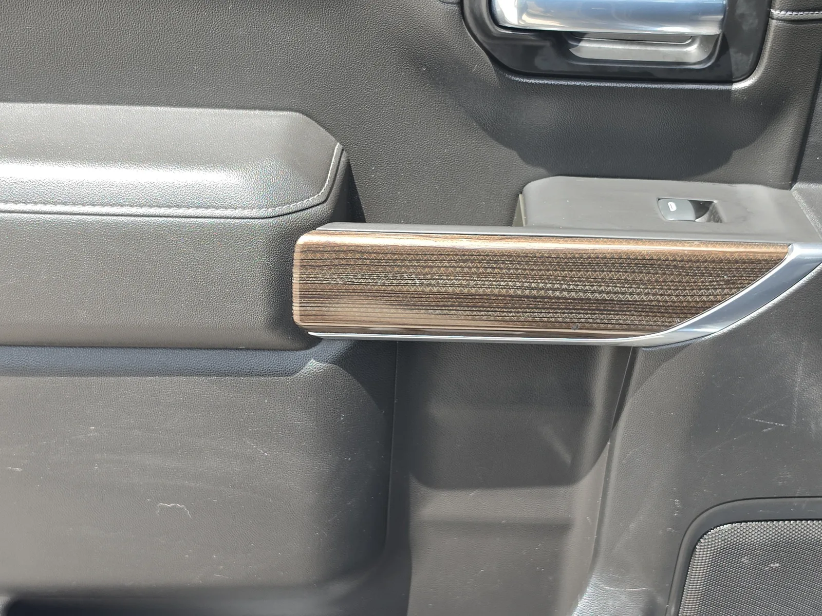2021 Chevrolet Silverado 1500 LT Trail Boss 4WD photo 24