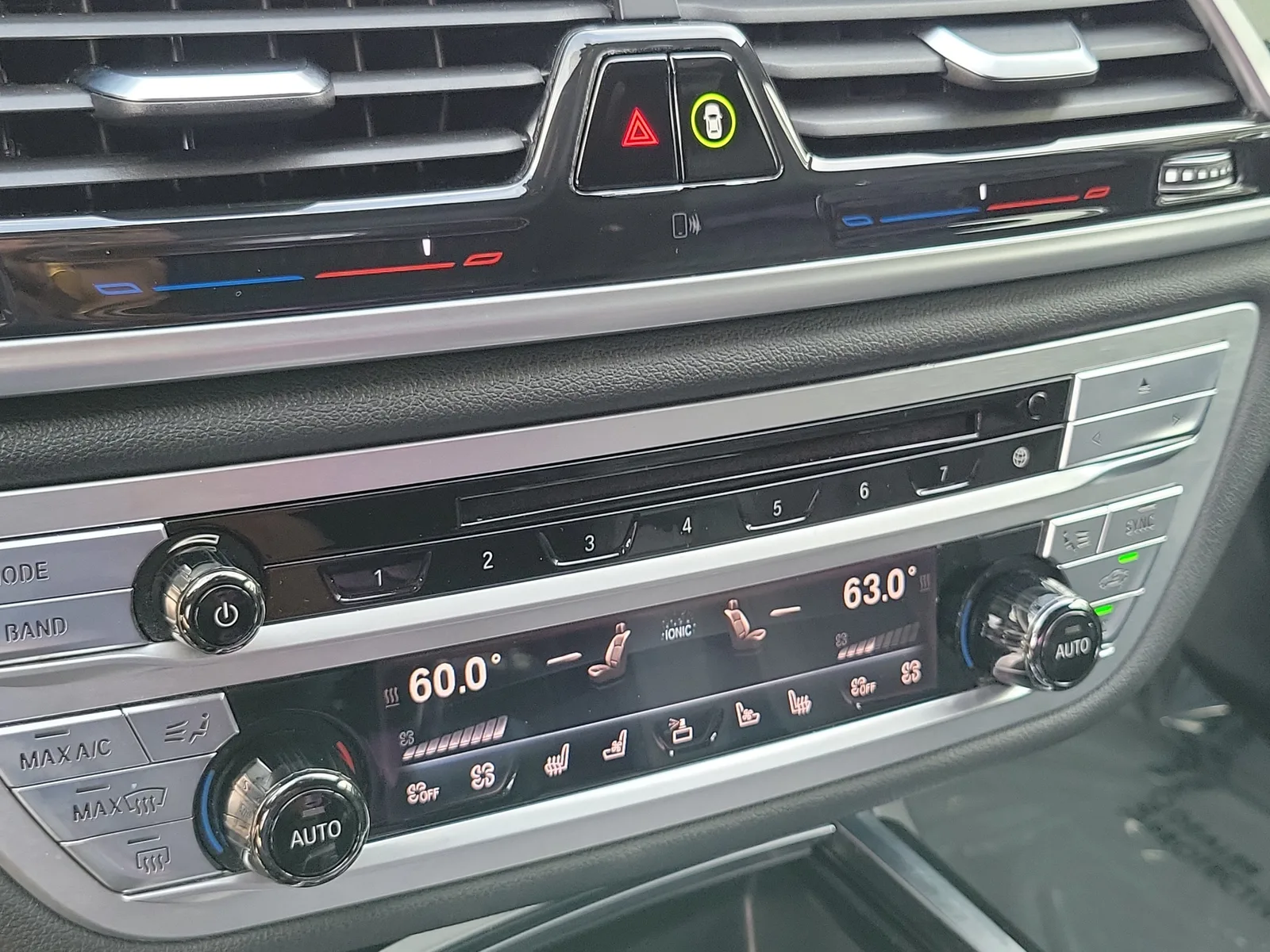 2017 BMW 7 Series 750i photo 23