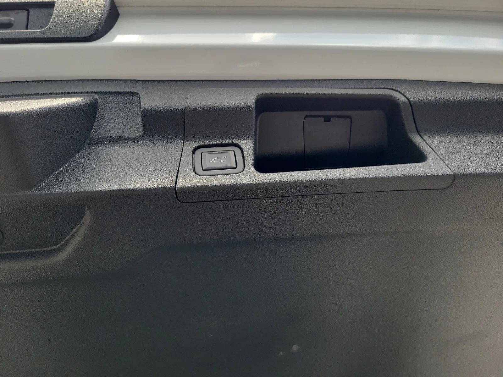2023 GMC Acadia SLT photo 11