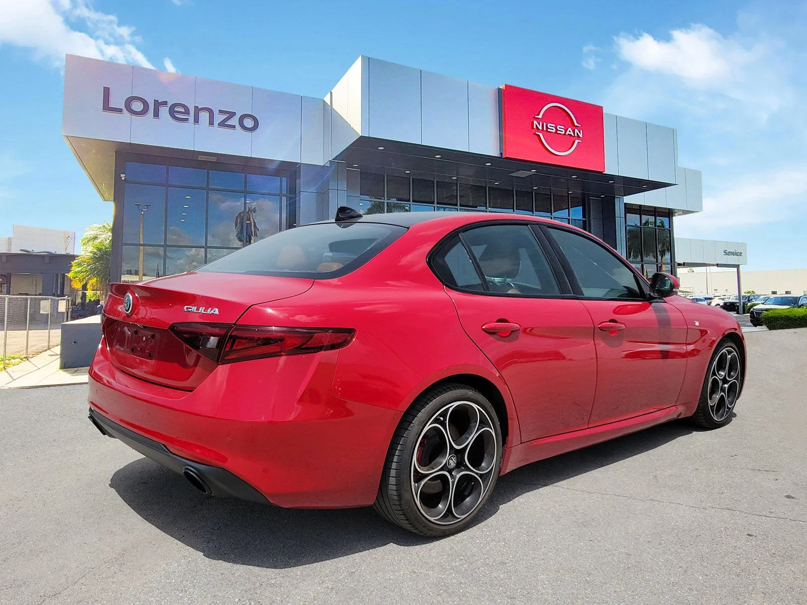 2022 Alfa Romeo Giulia Ti photo 3